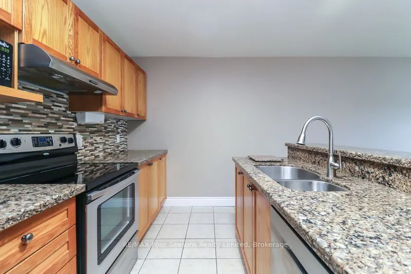 435 Walnut Street #101