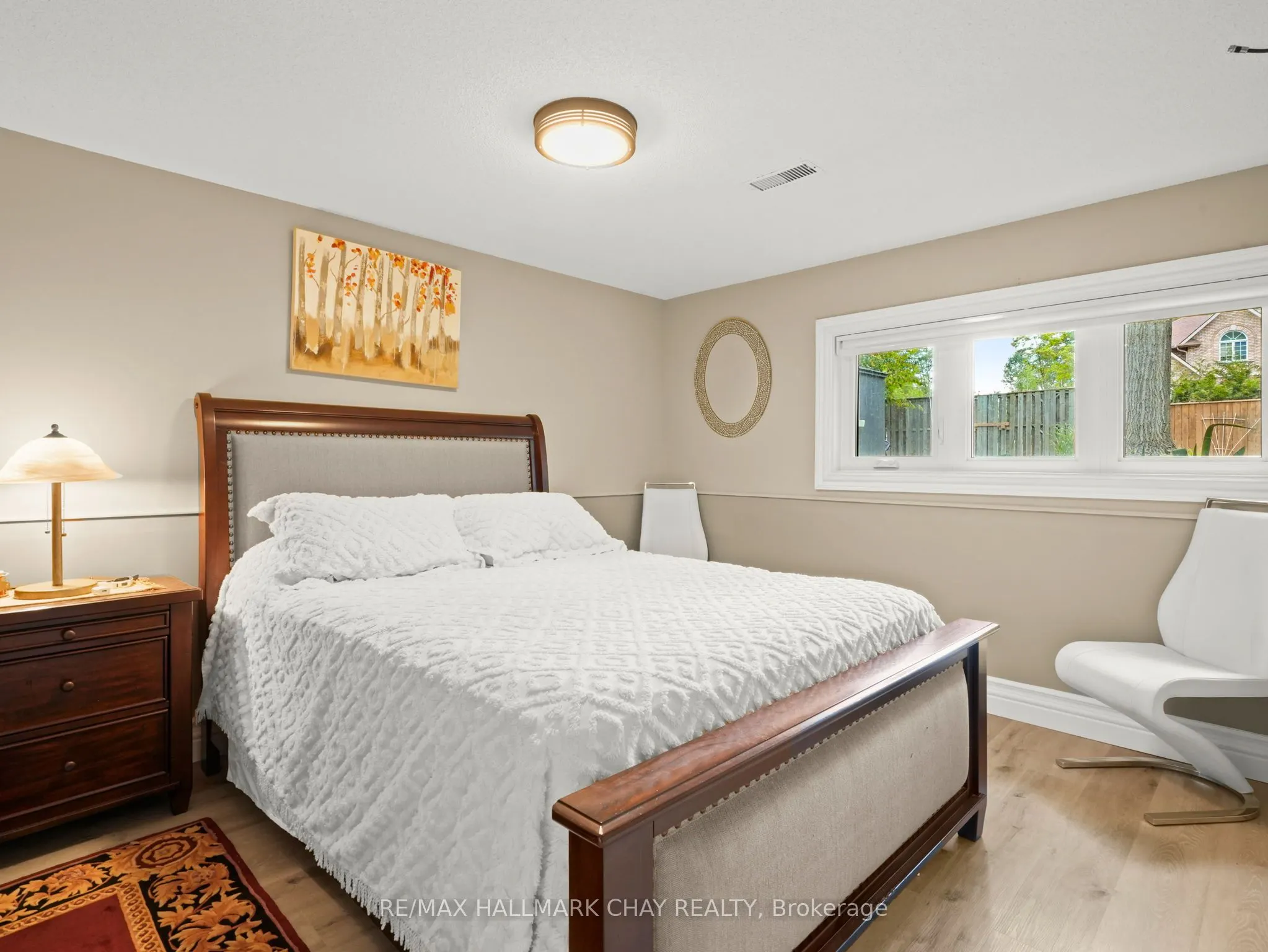 20 Downer Crescent
