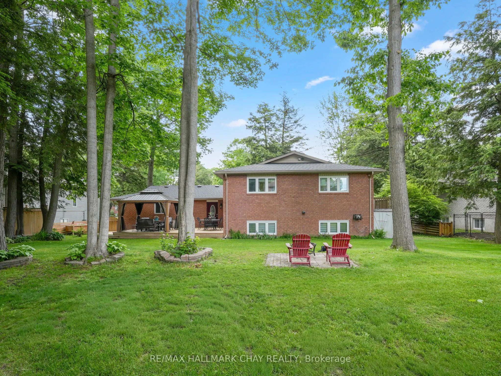 20 Downer Crescent