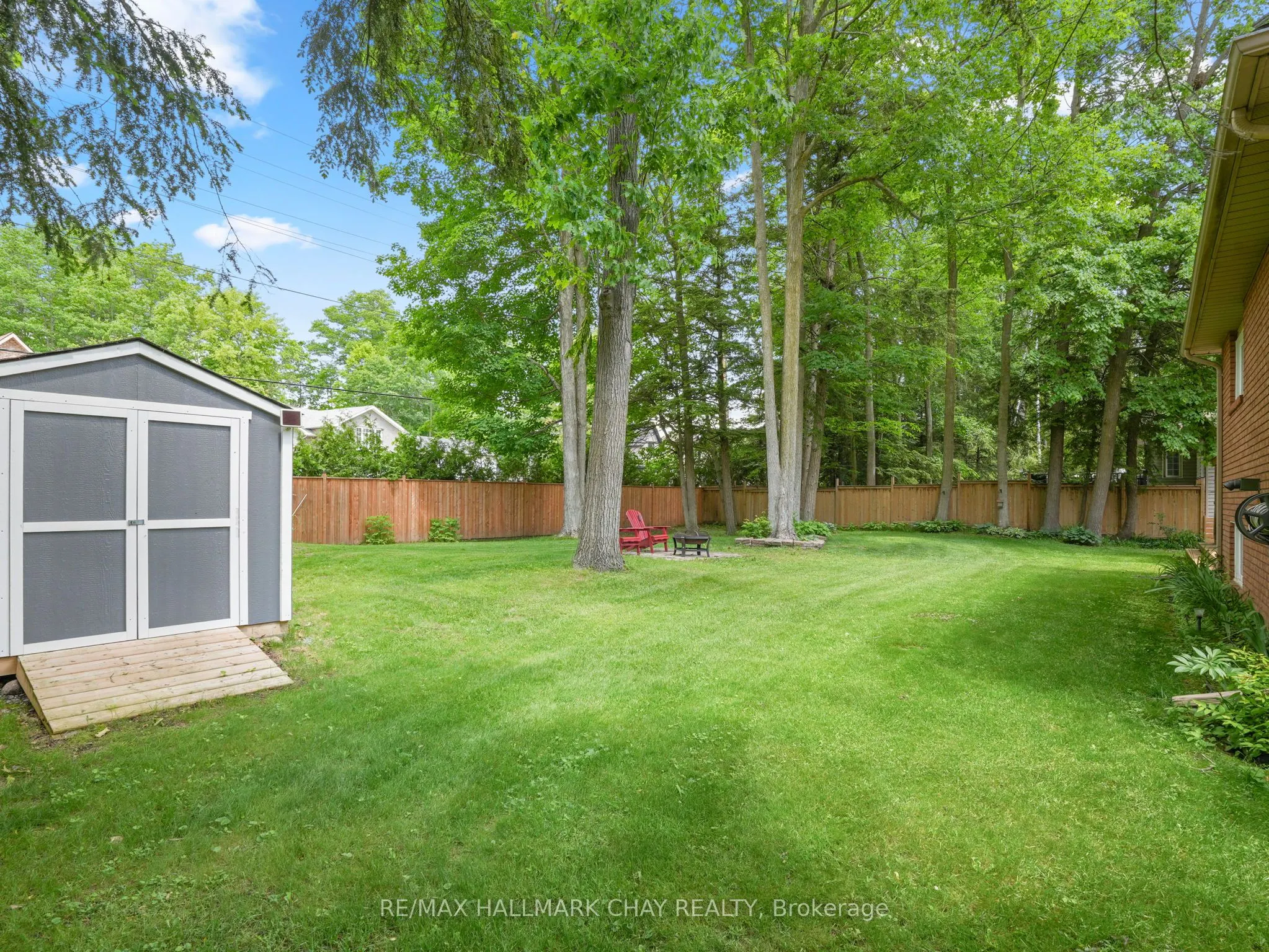 20 Downer Crescent
