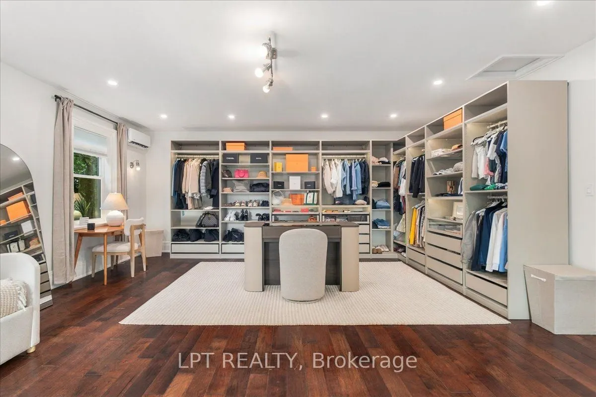 529 Saint Marie Street