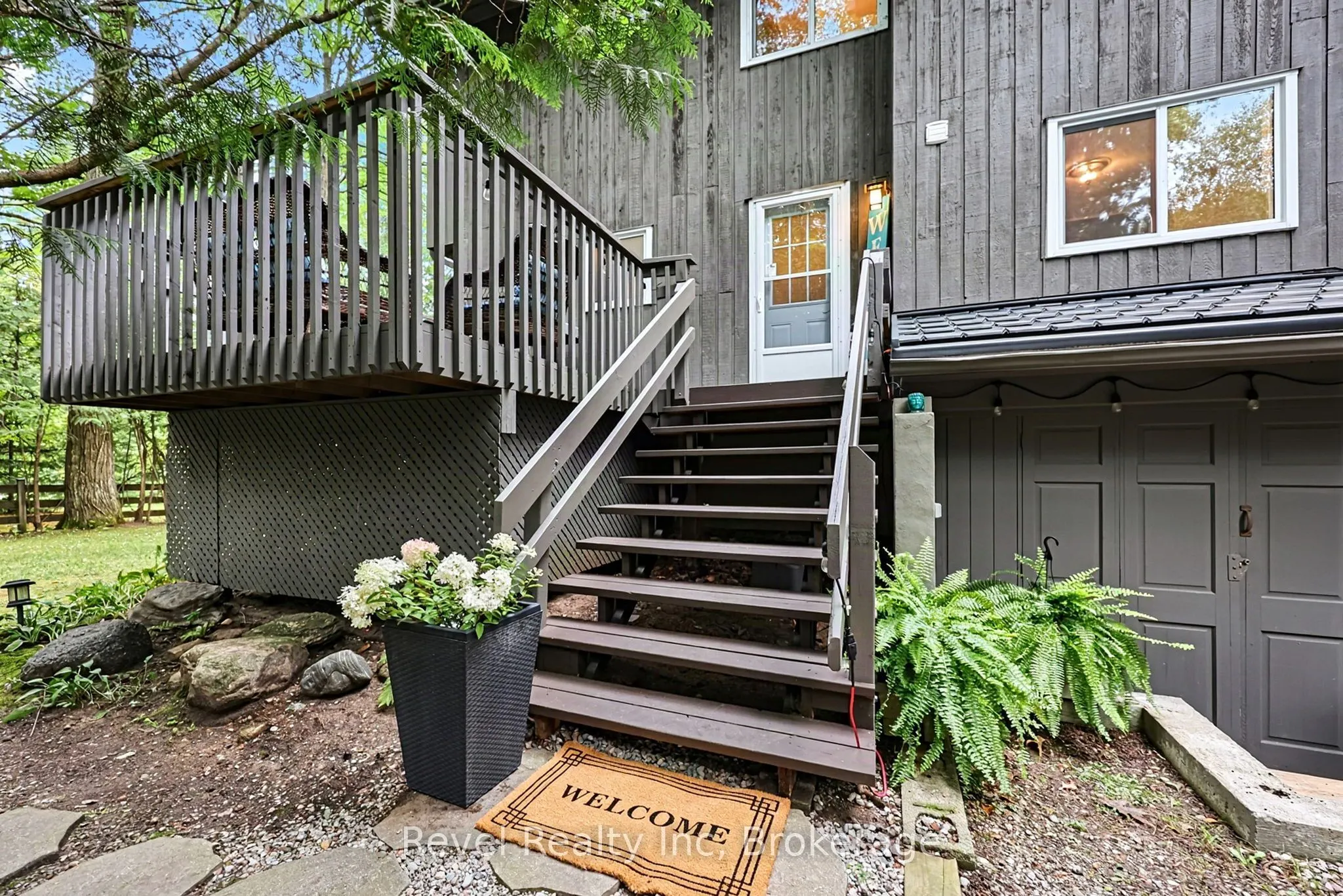 33 Greenwood Drive
