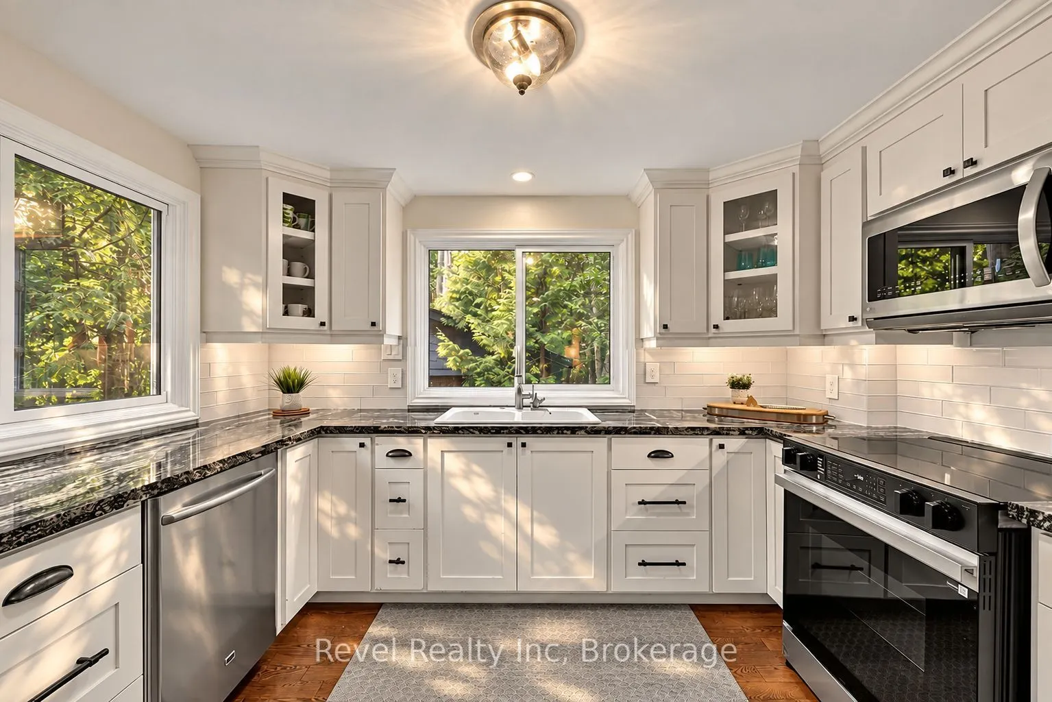 33 Greenwood Drive