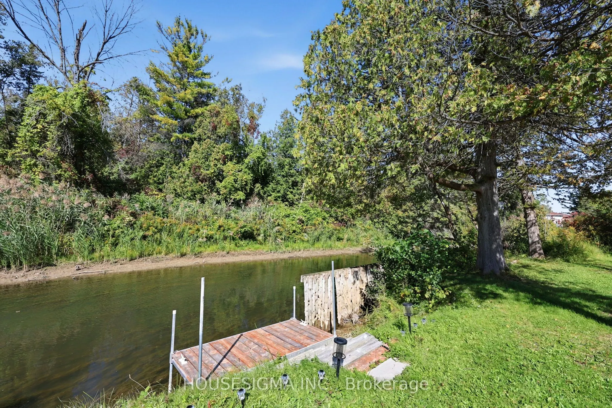 66 Islandview Crescent