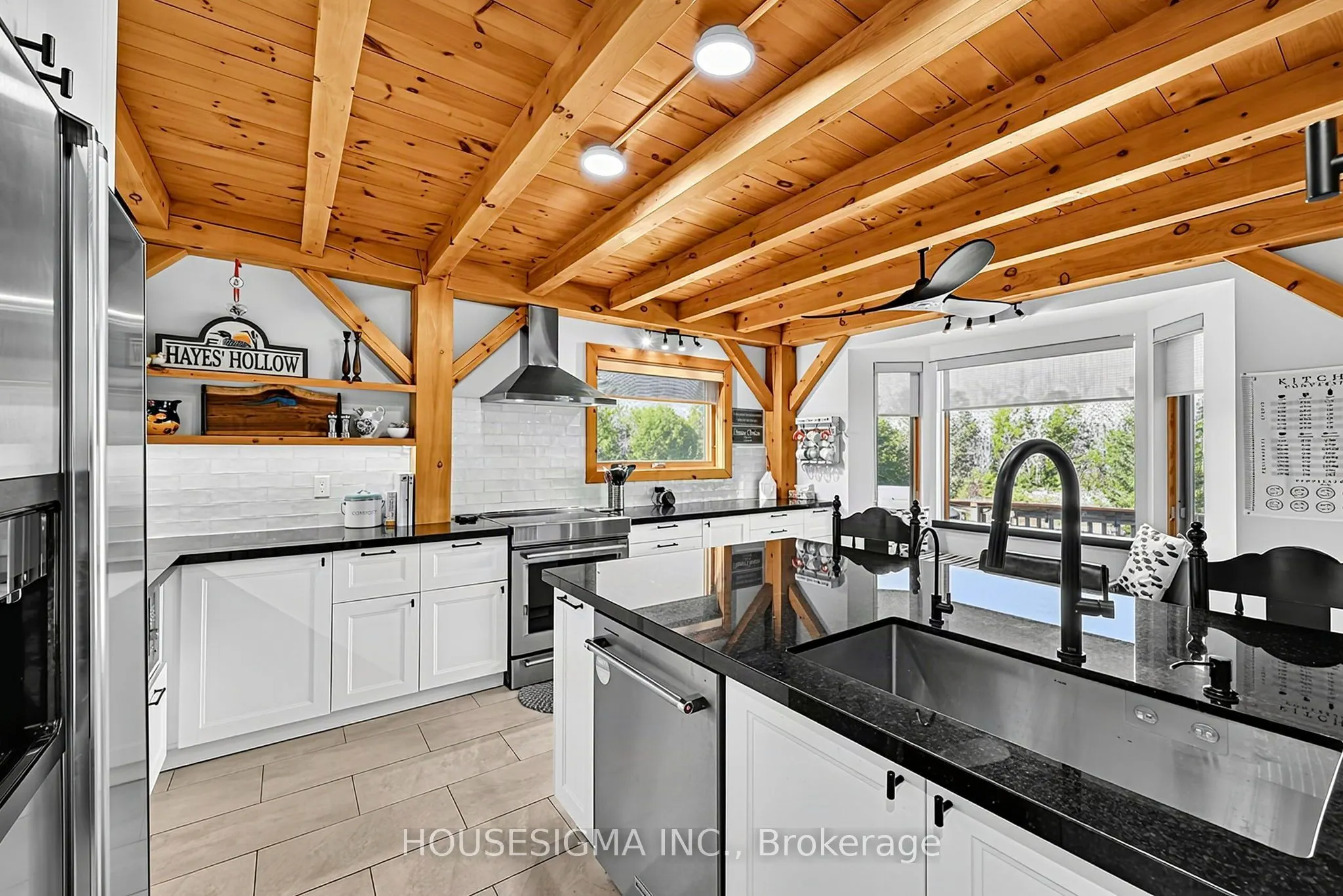 66 Islandview Crescent