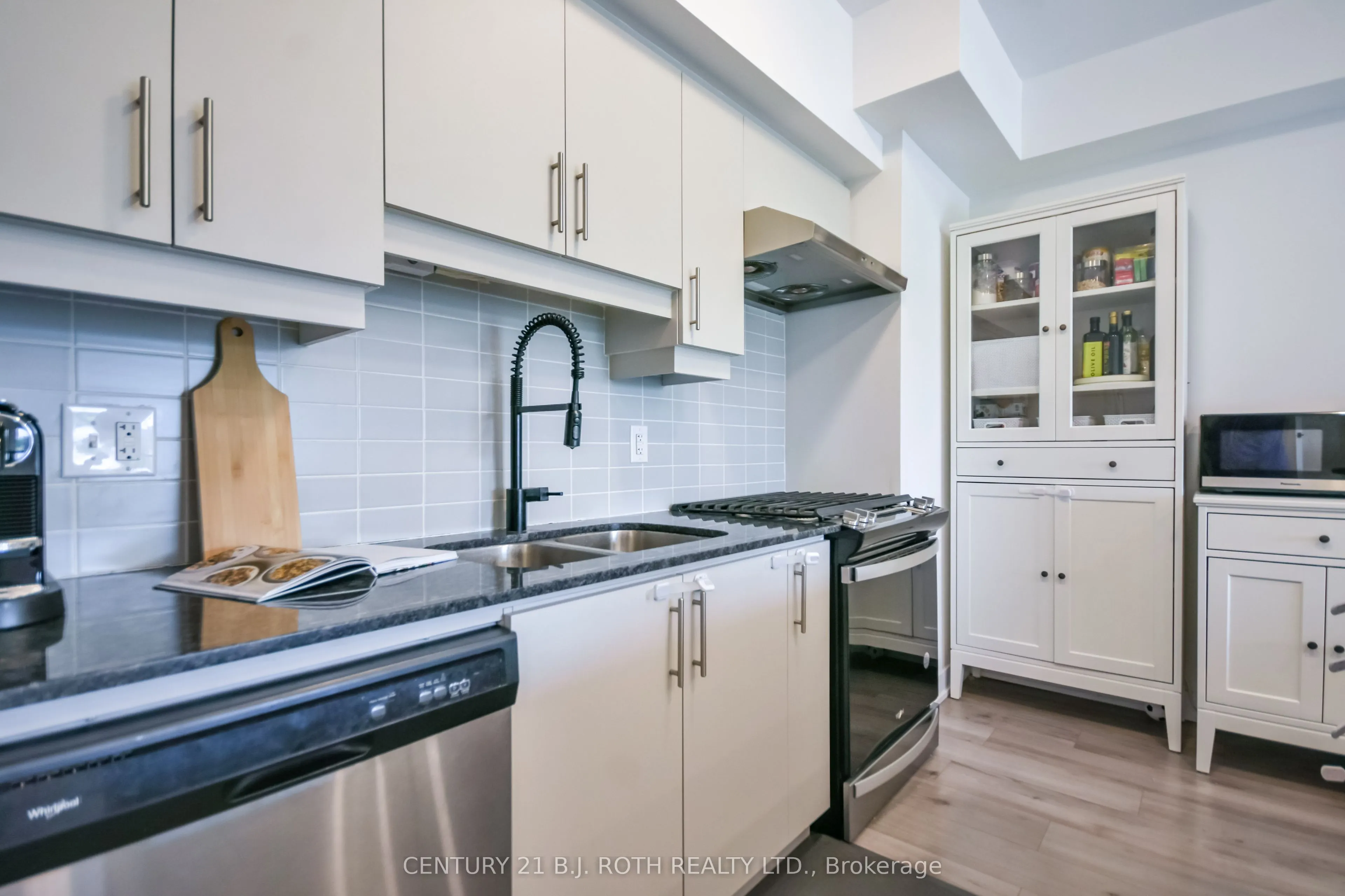 8 Culinary Lane #604