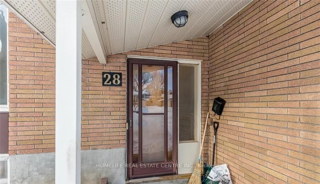 28 Pratt Road #(upstairs)