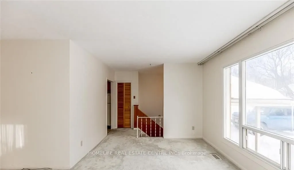 28 Pratt Road #(upstairs)