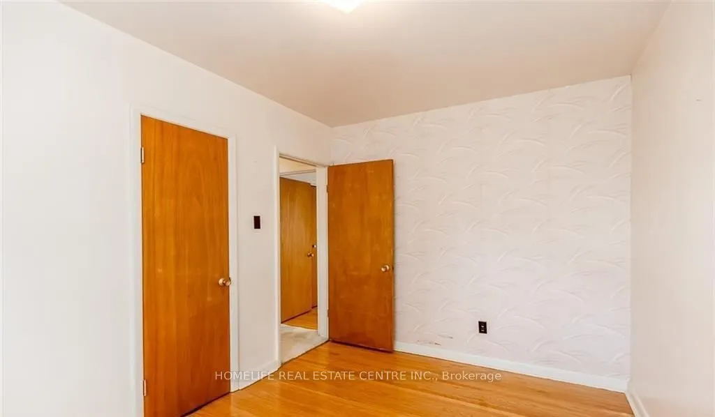 28 Pratt Road #(upstairs)
