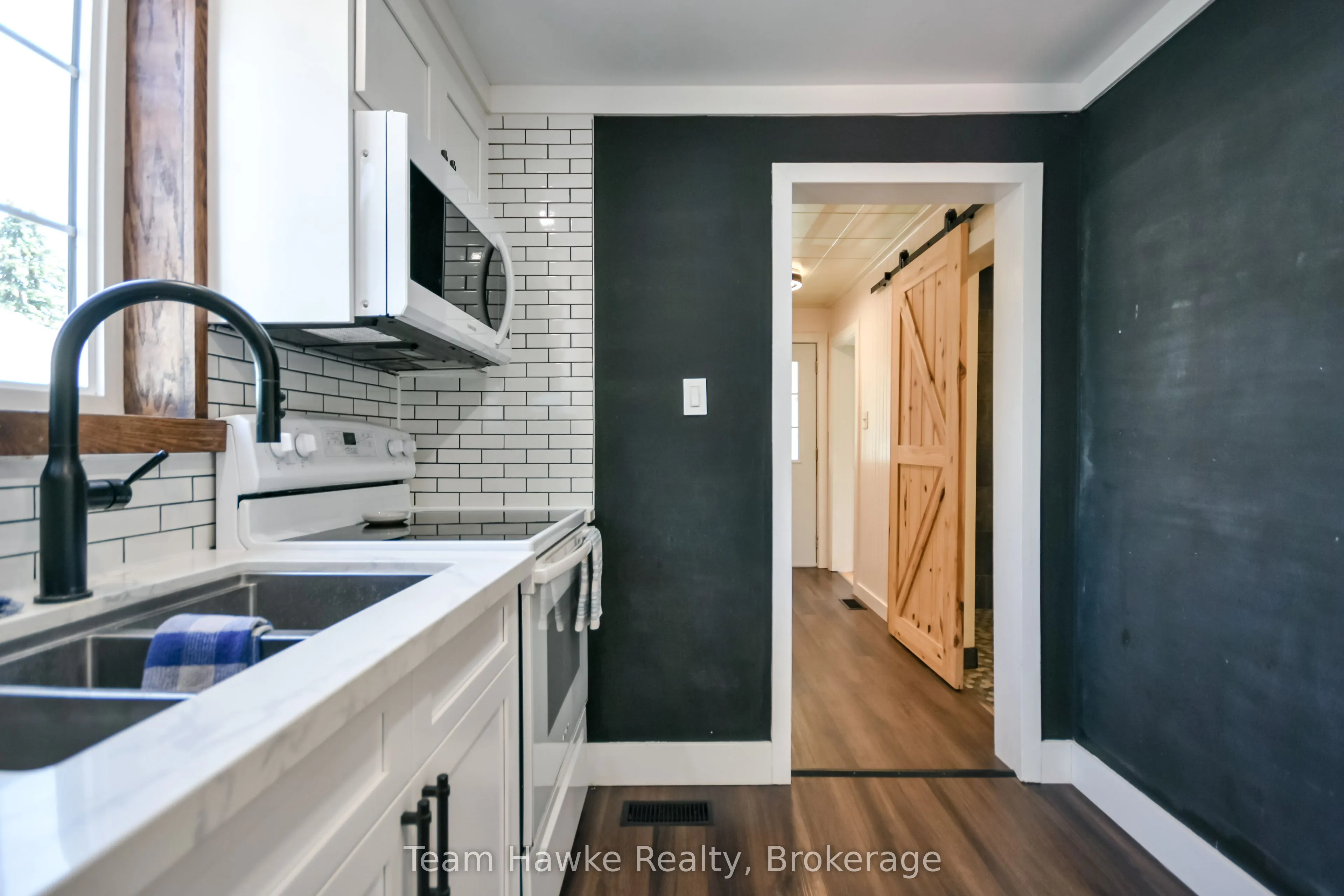 346 Yonge Street