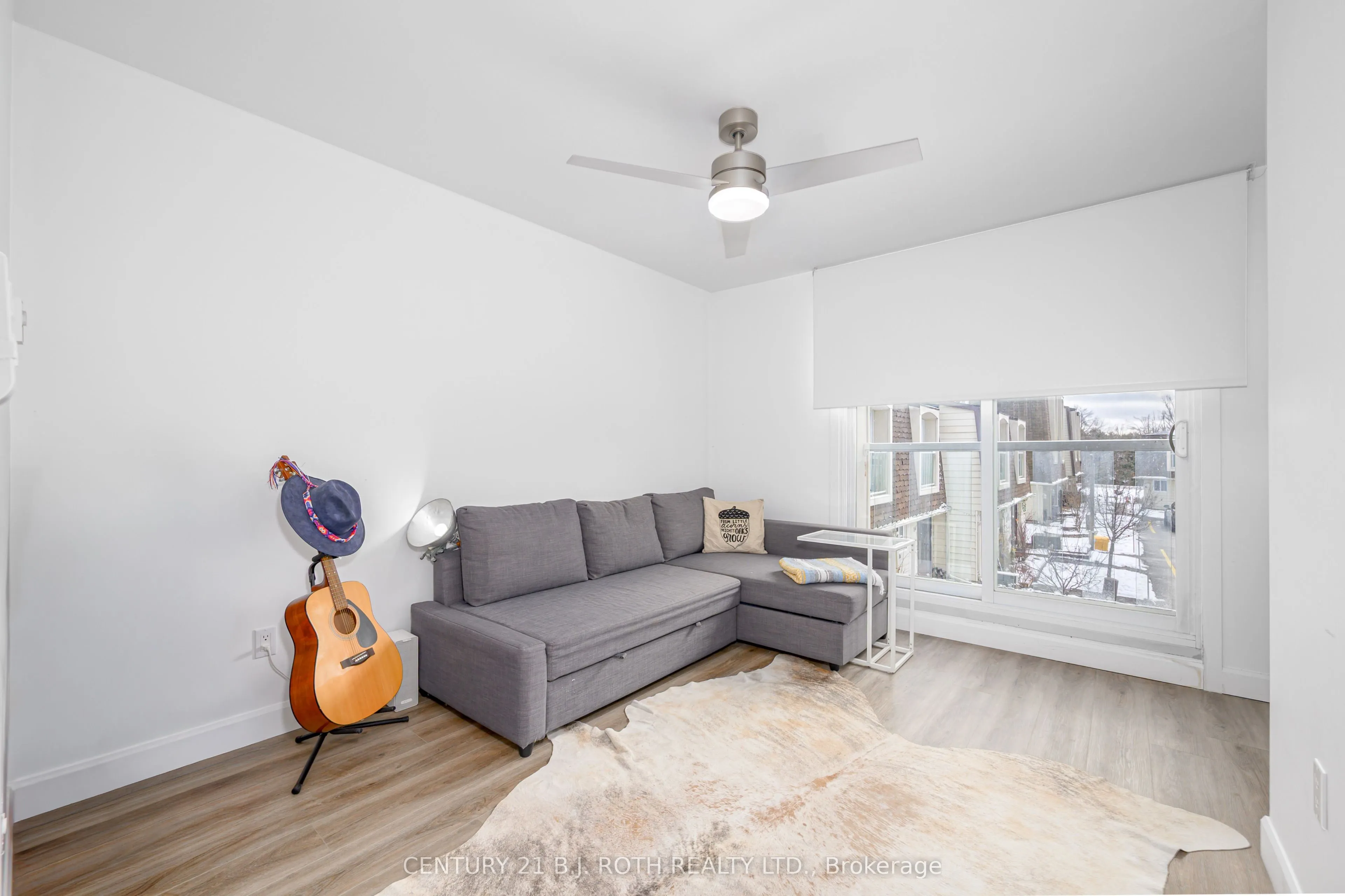 4 Paradise Boulevard #19
