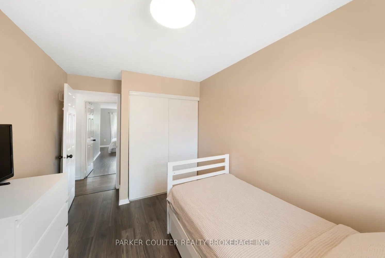241 Ferndale Drive S #37
