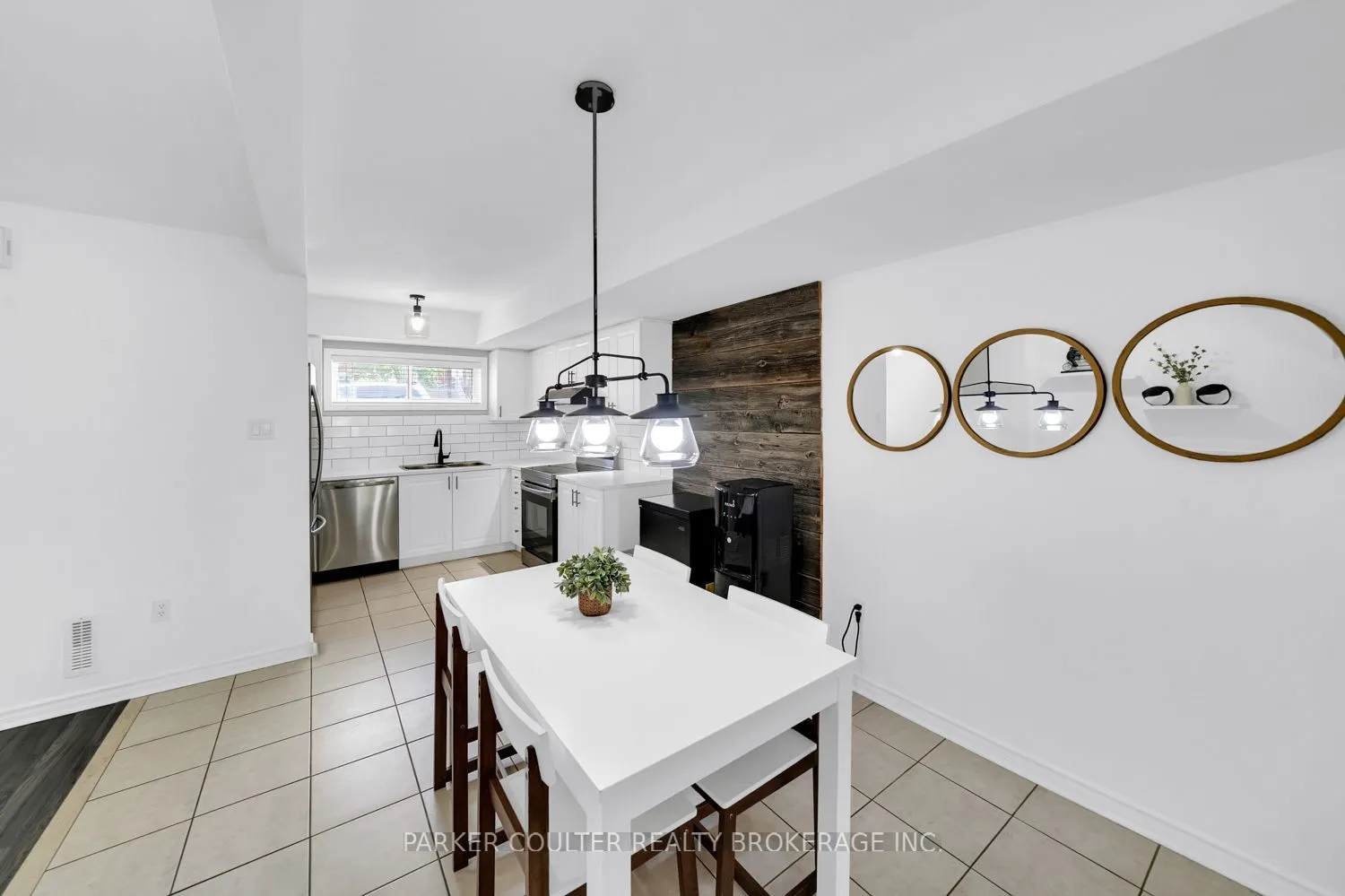 241 Ferndale Drive S #37