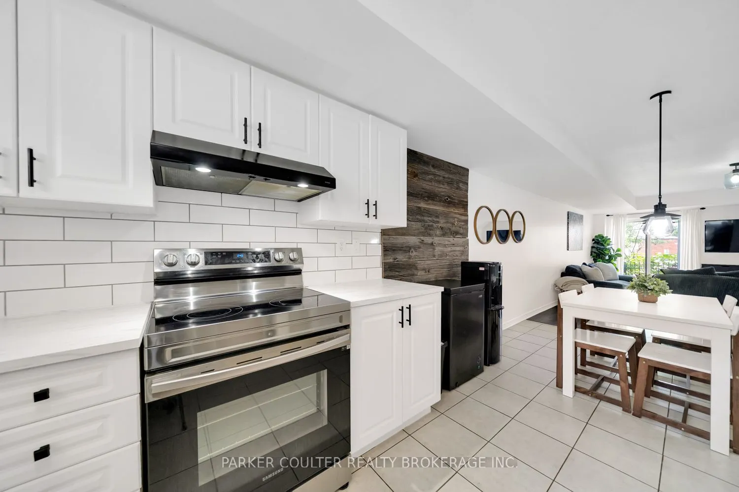 241 Ferndale Drive S #37