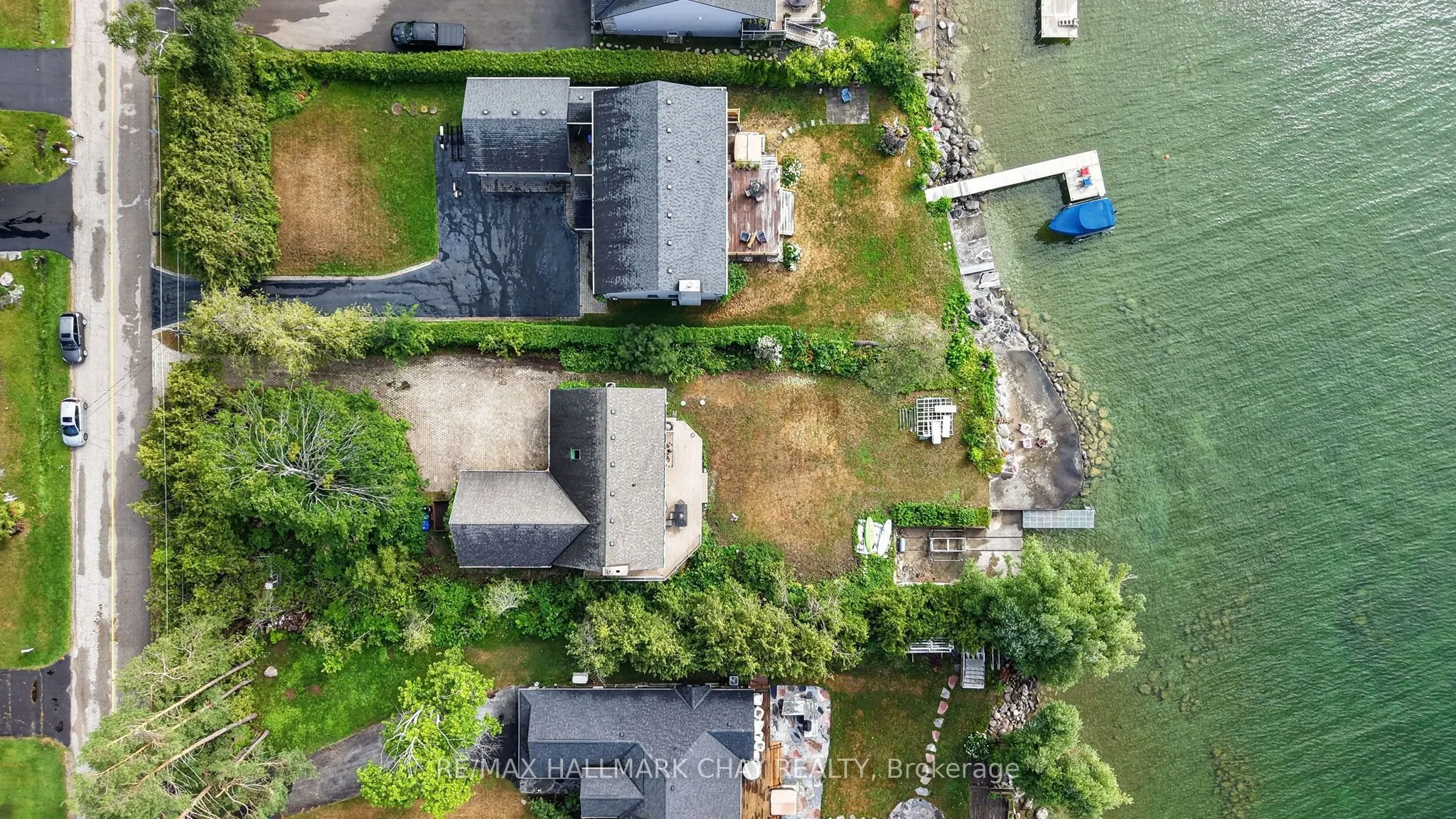 159 Lakeshore Road W