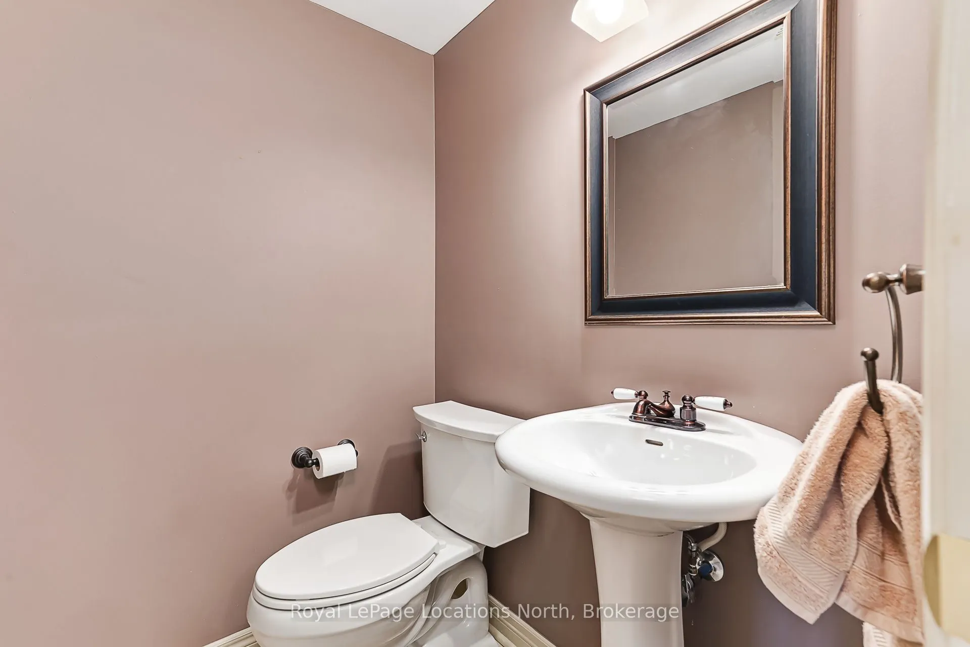13 Raglan Street #27
