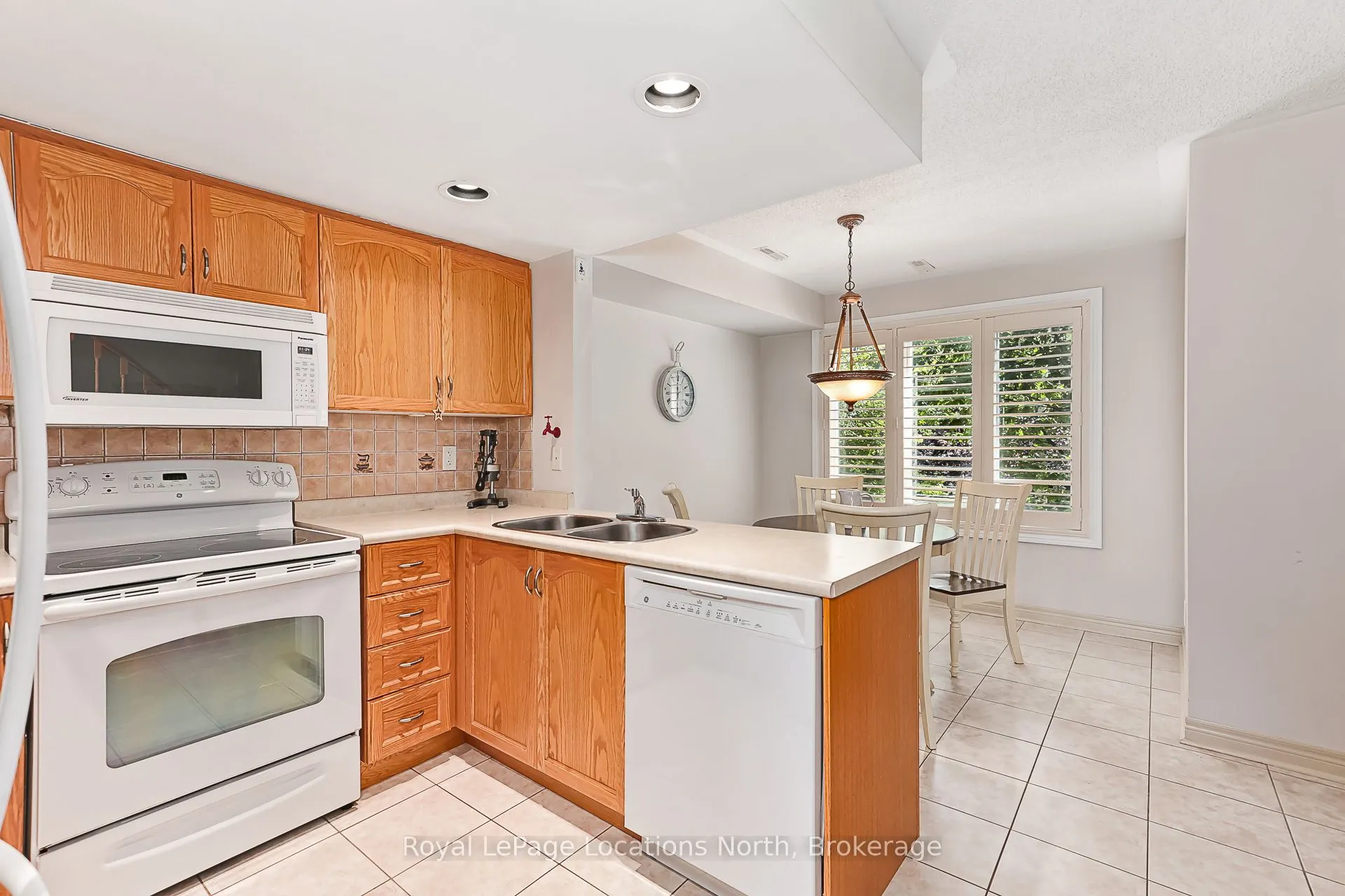 13 Raglan Street #27