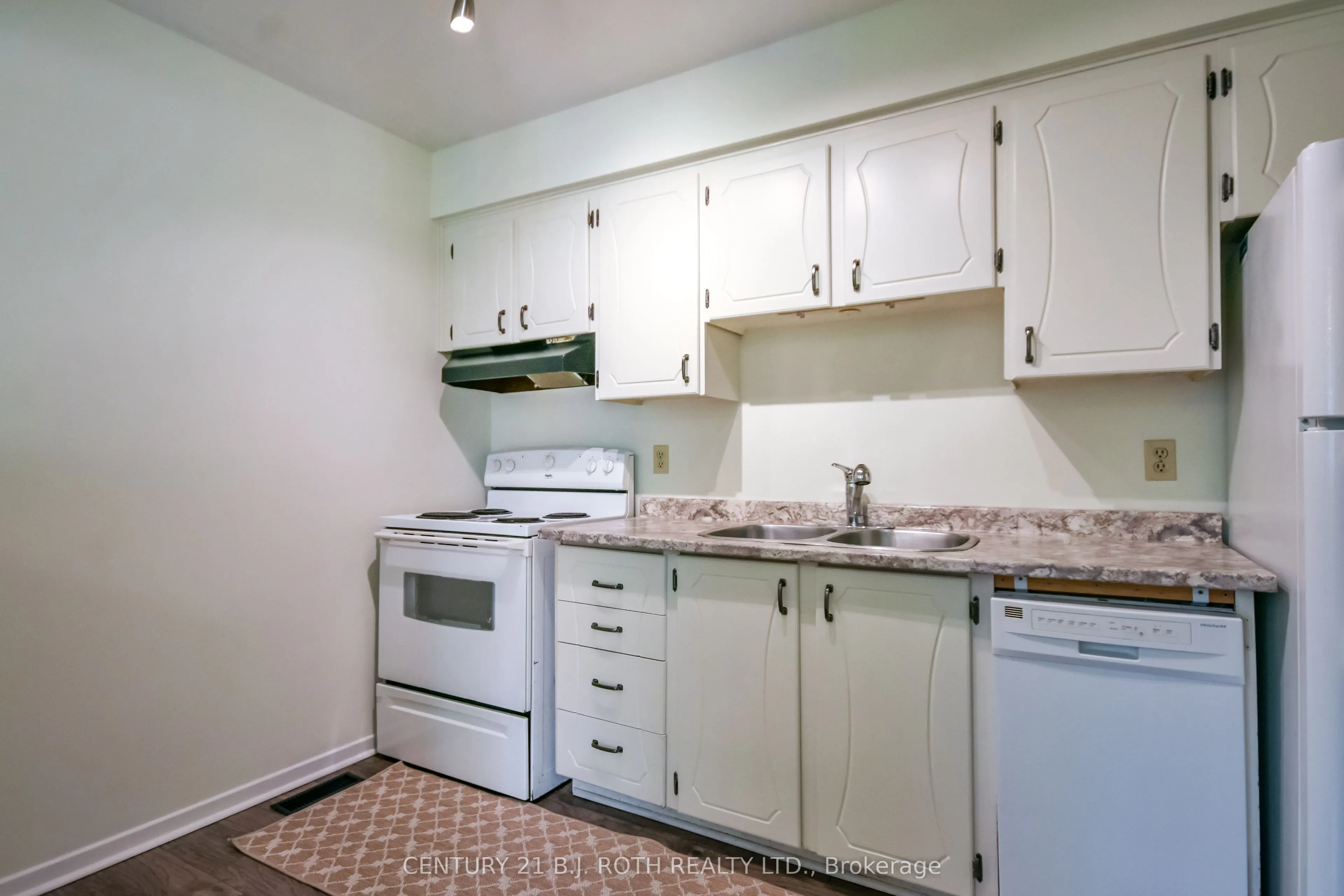 67 Fittons Road E #18