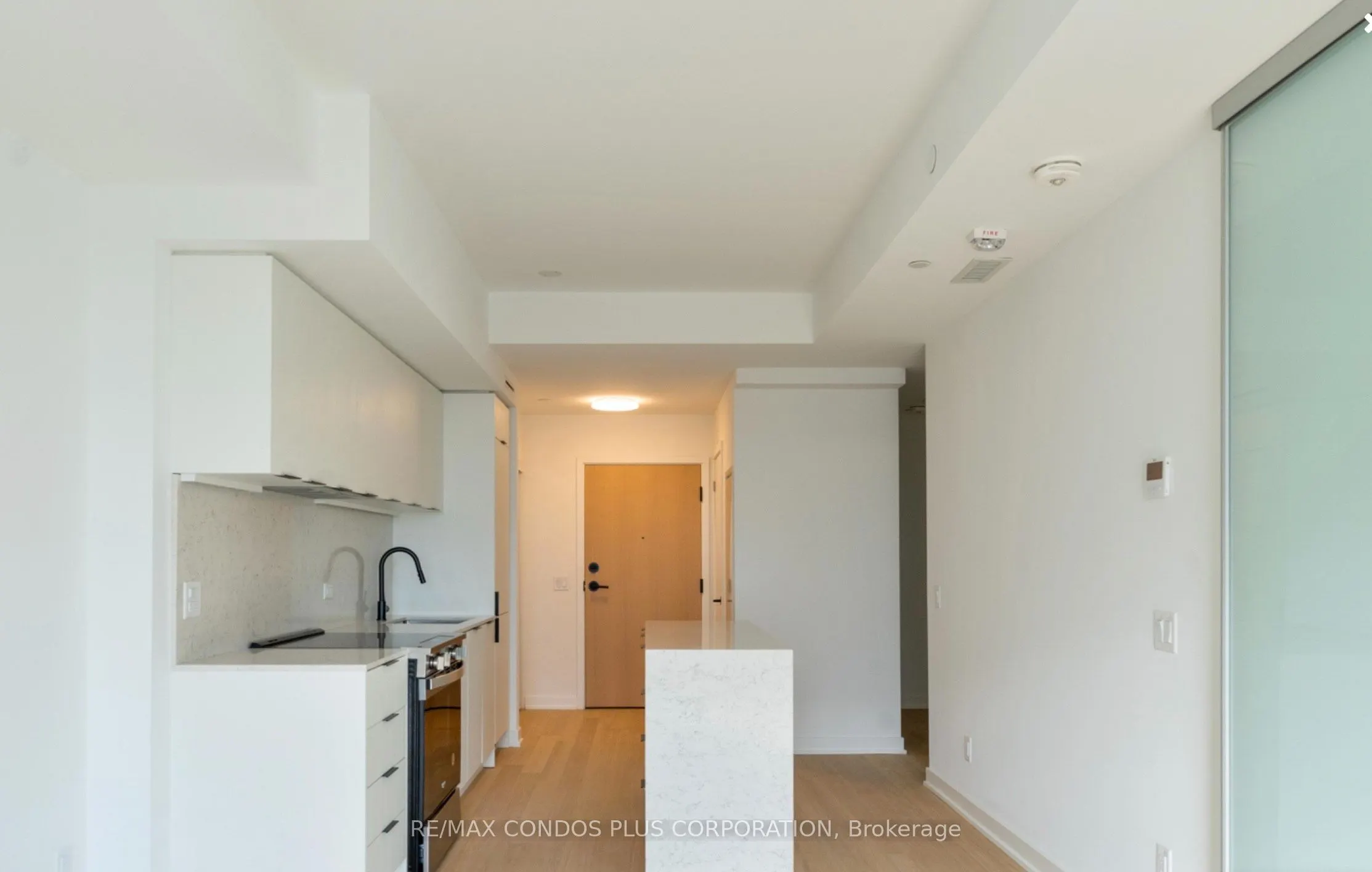 31 Huron Street #520