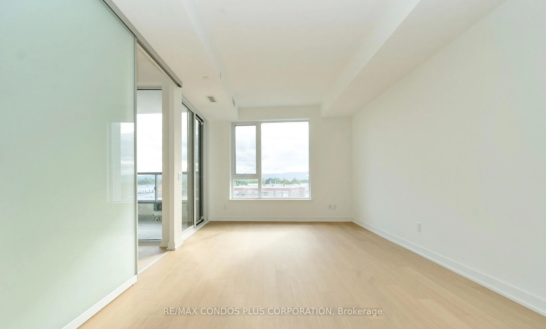 31 Huron Street #520