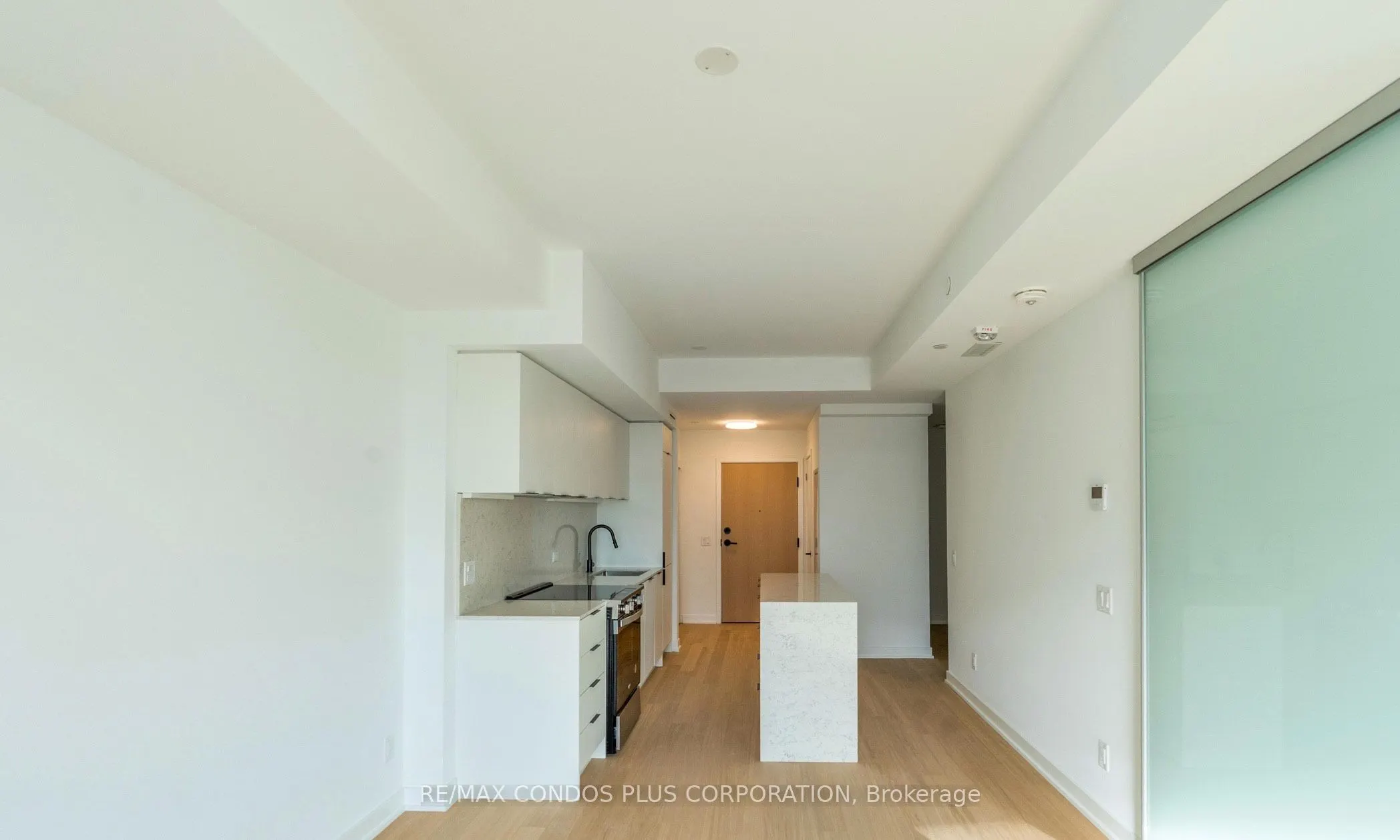 31 Huron Street #520