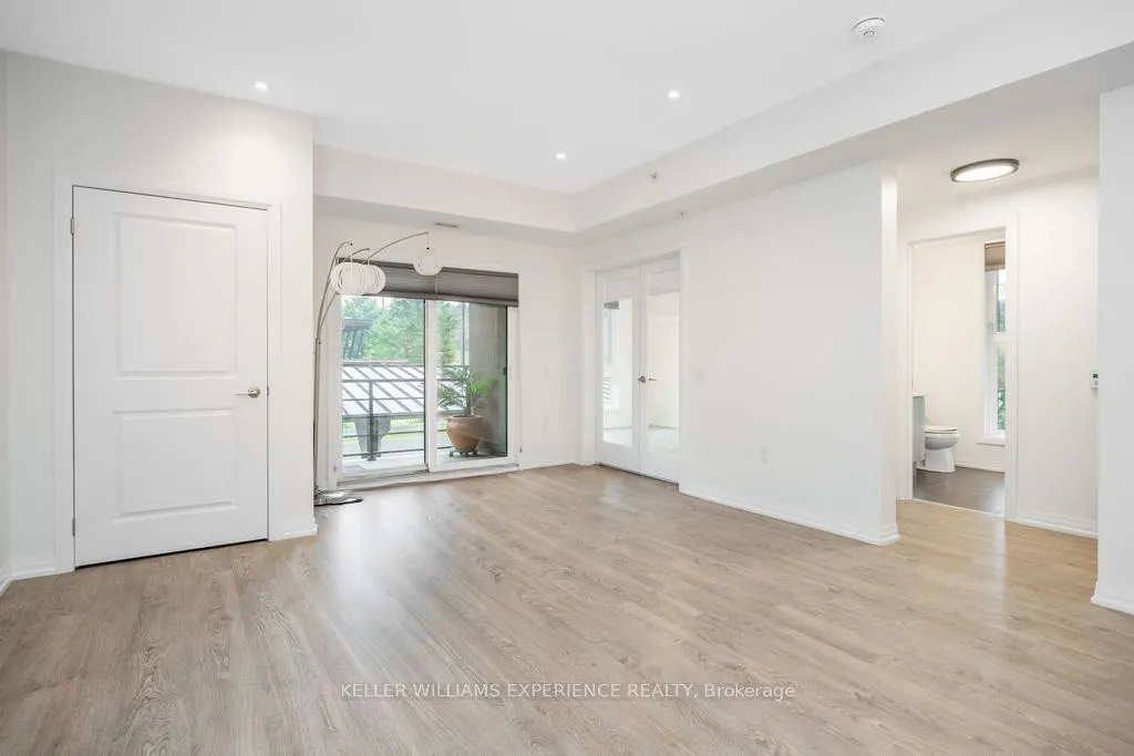 300 Essa Road E #201