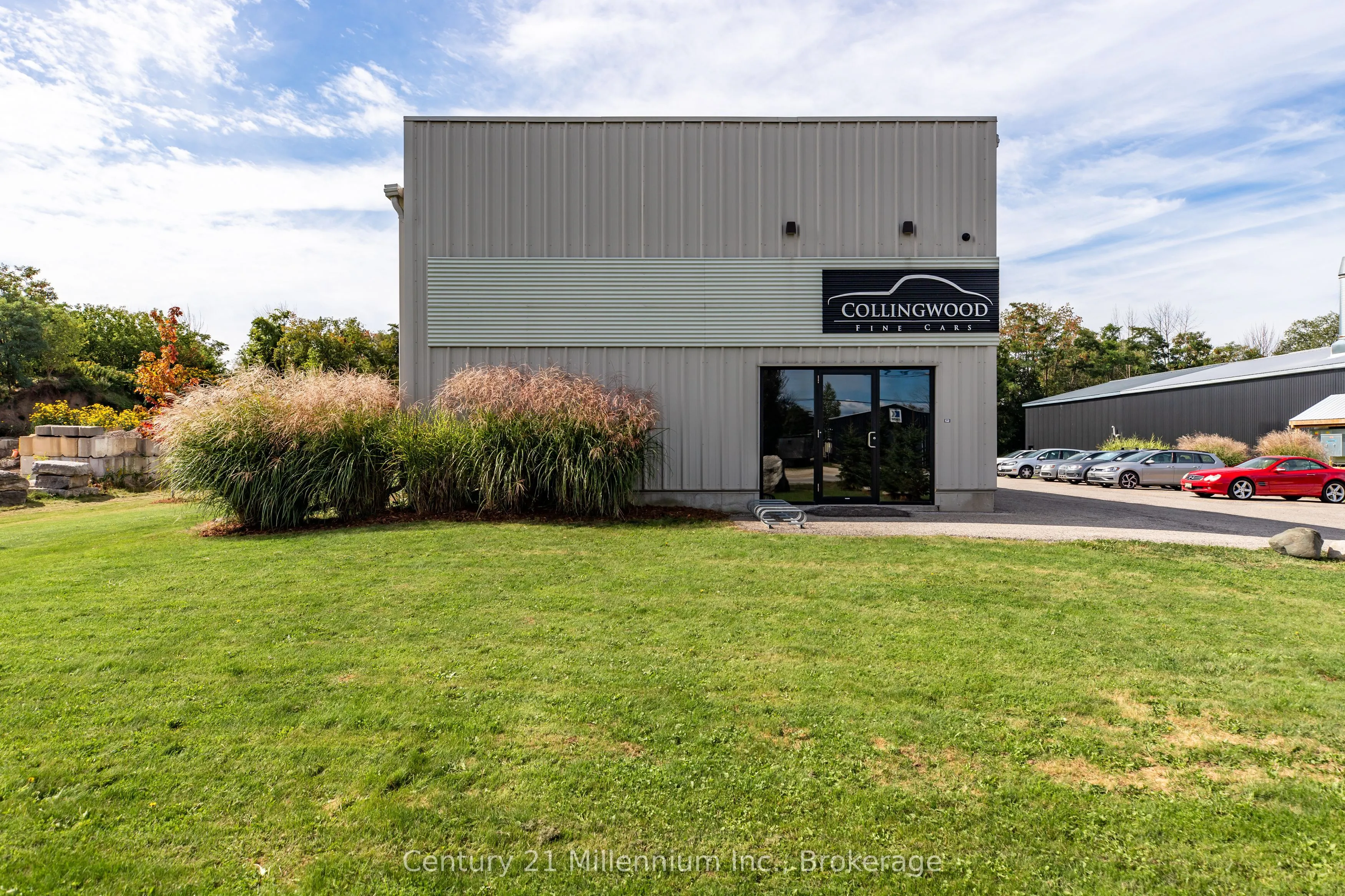 370 Raglan Street