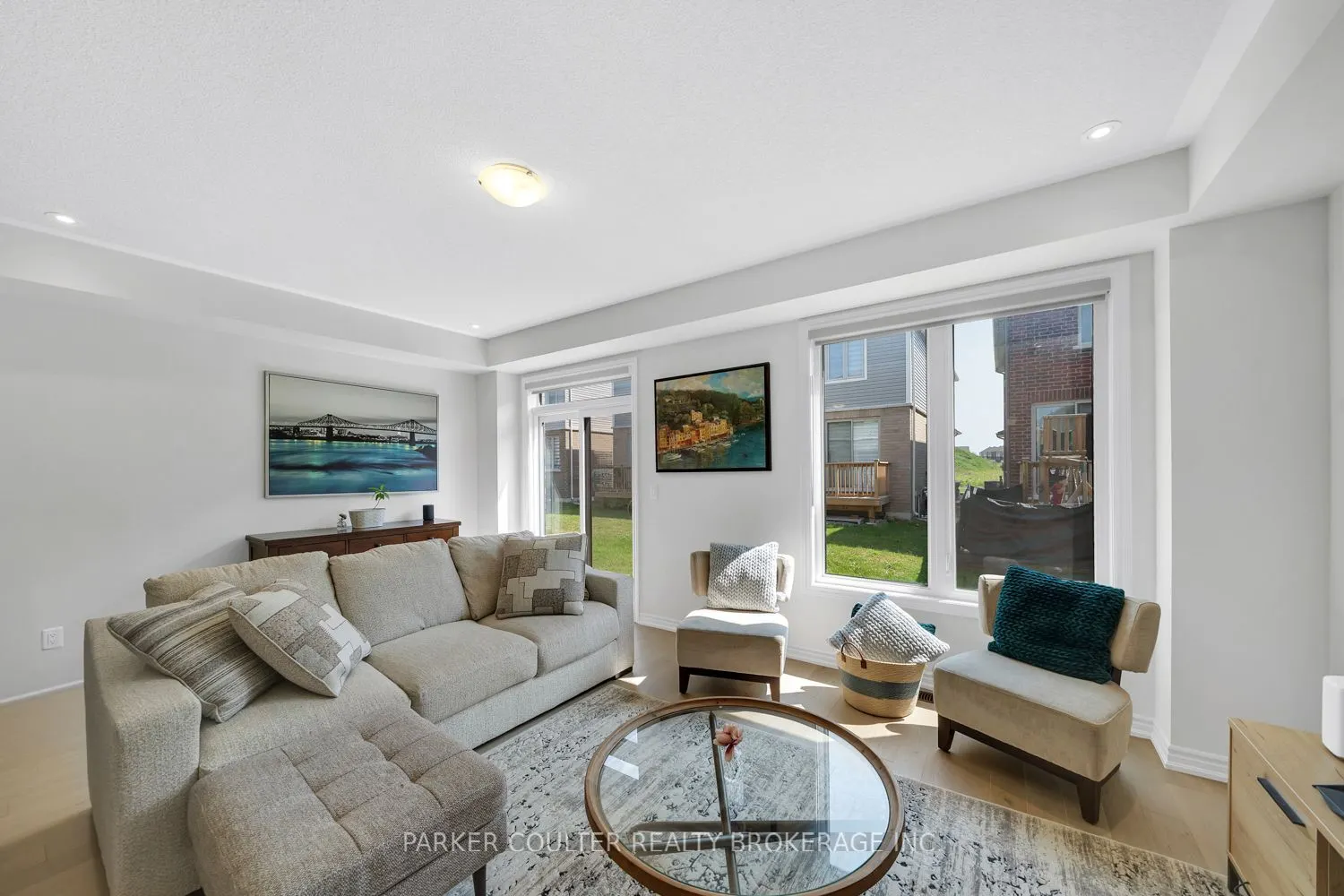 48 West Oak Trail