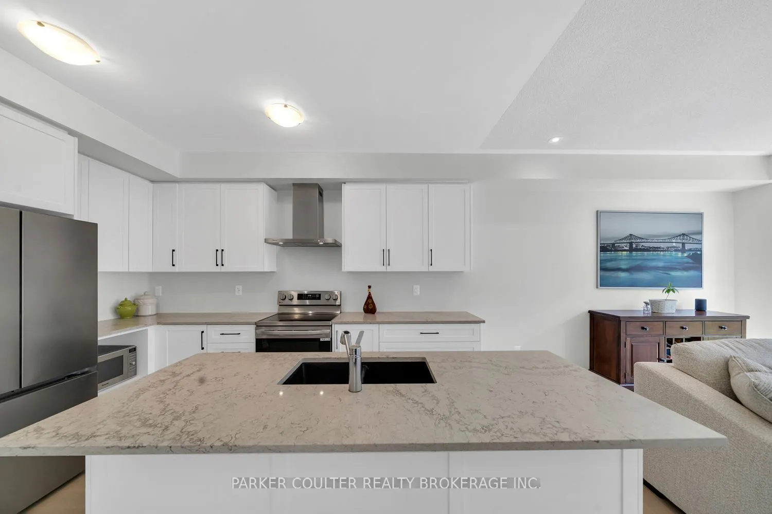 48 West Oak Trail