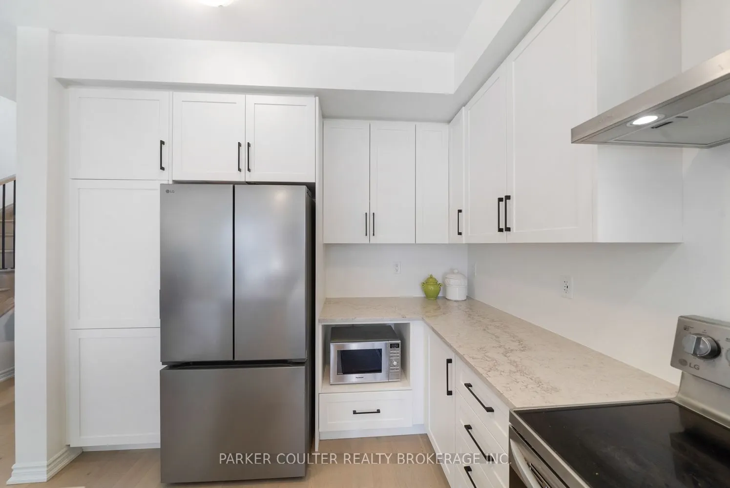 48 West Oak Trail