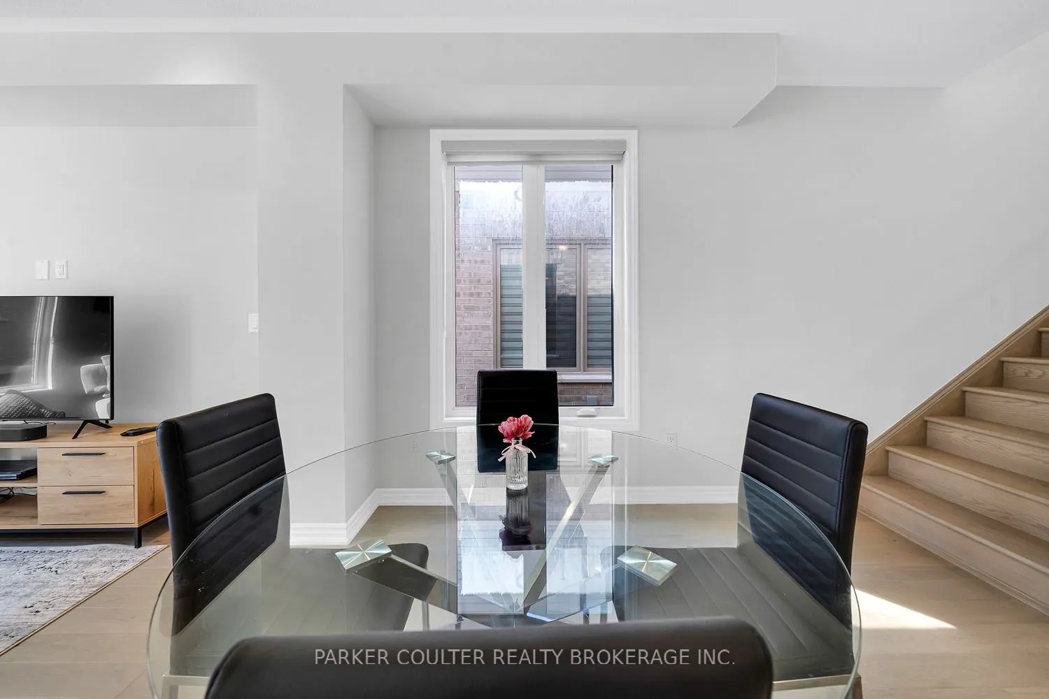48 West Oak Trail