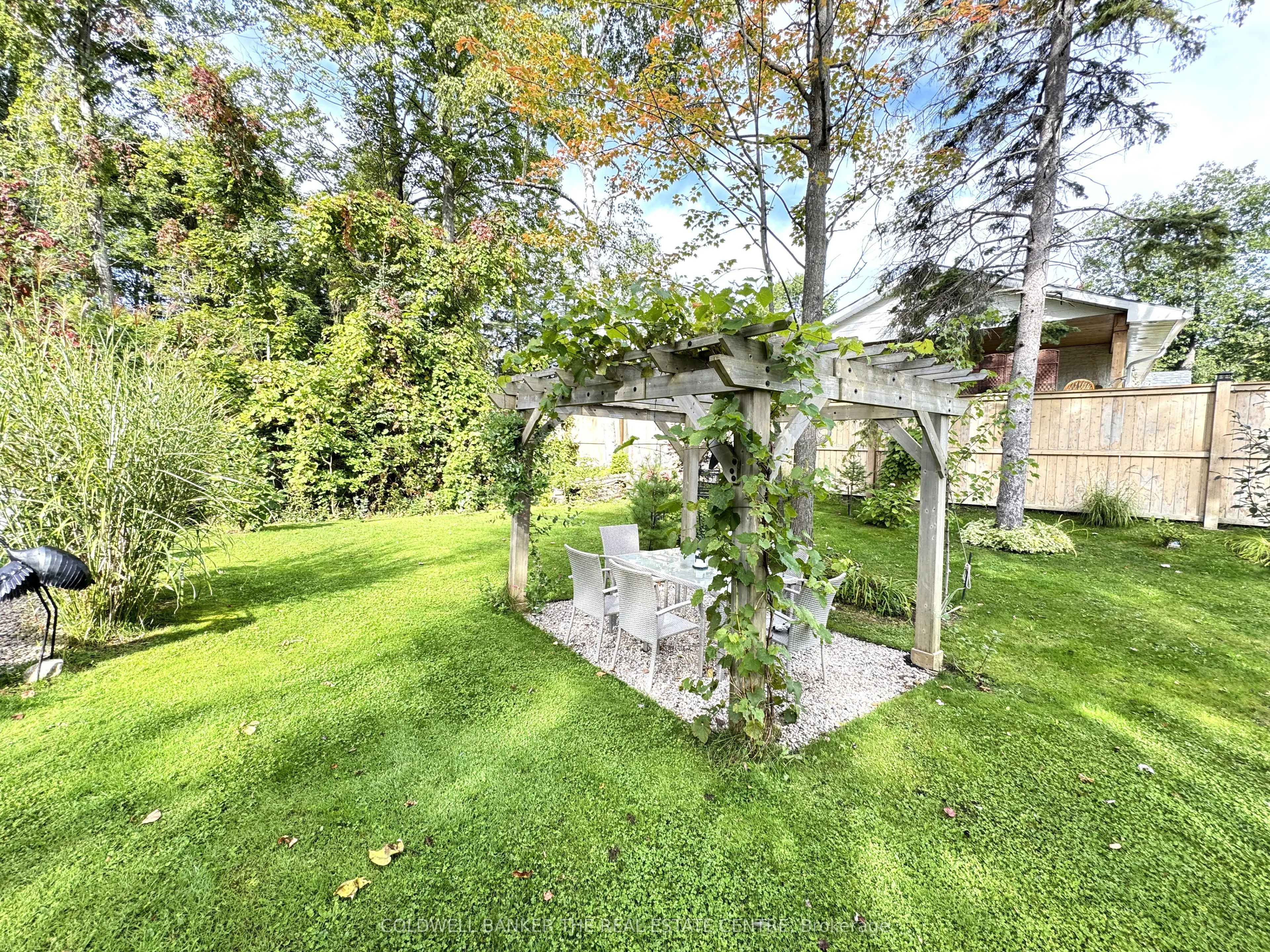 44 Iris Drive