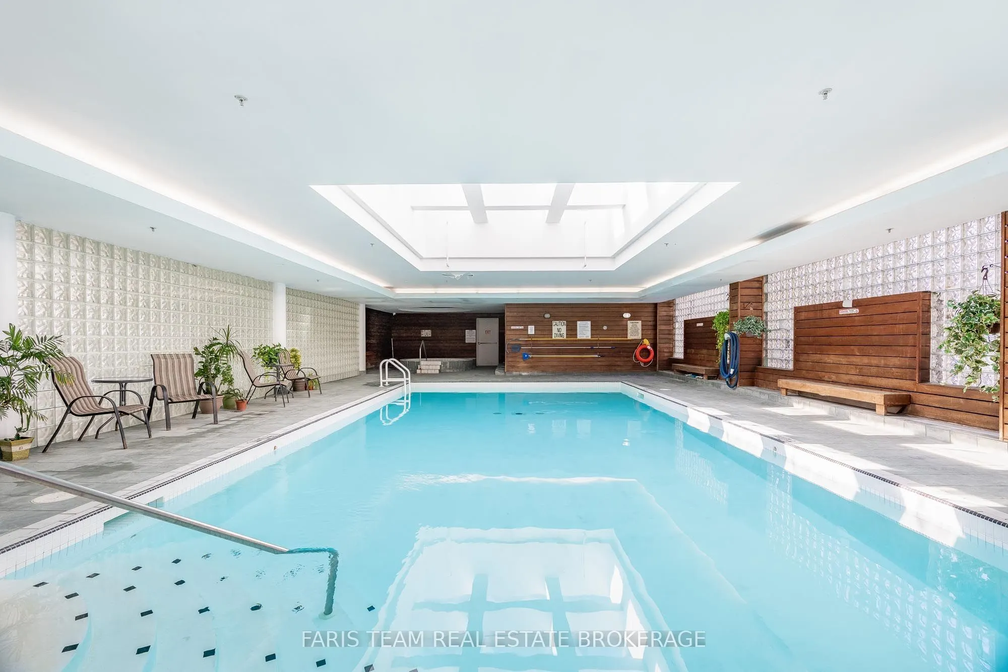 140 Dunlop Street E #508