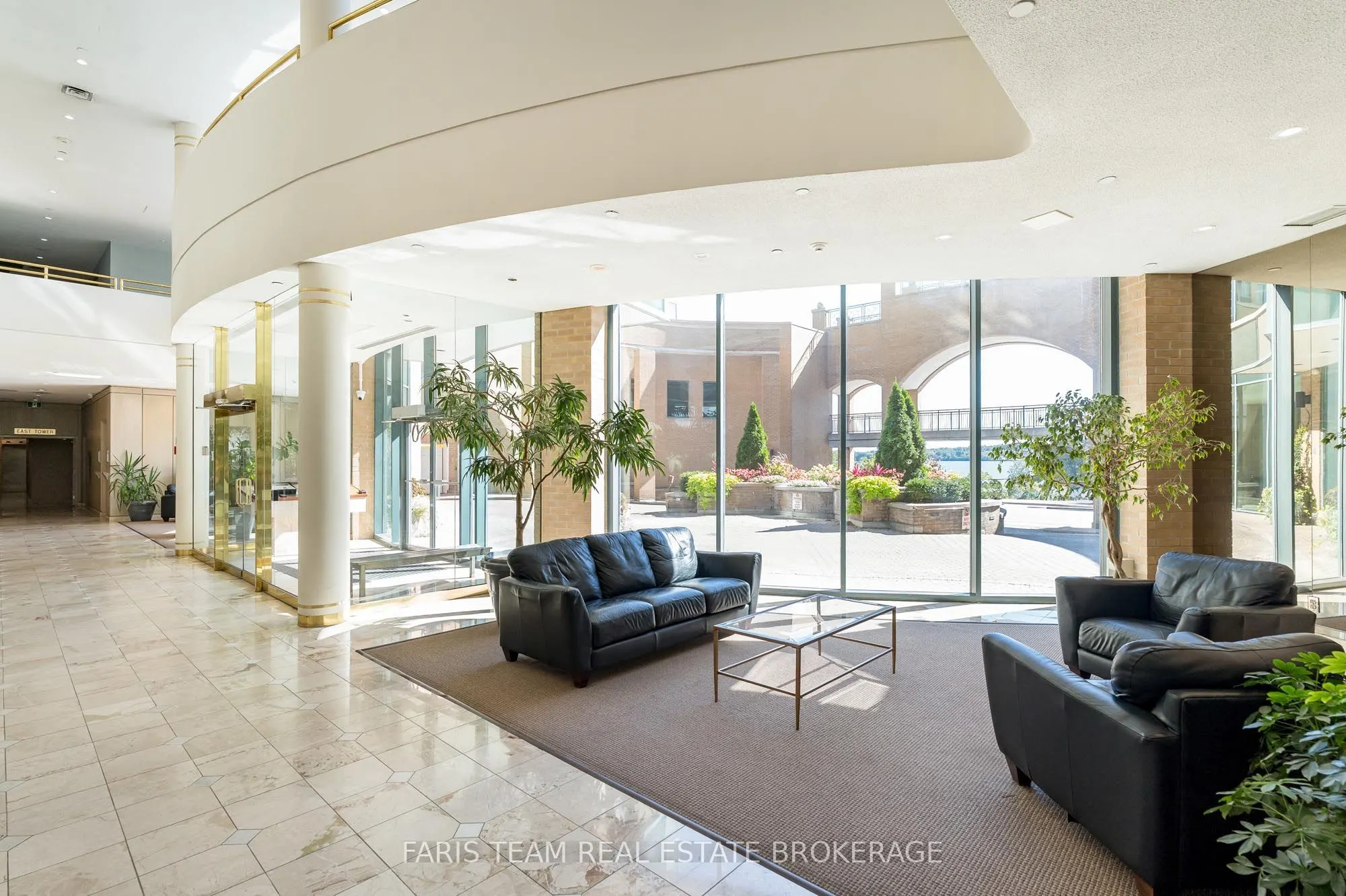 140 Dunlop Street E #508