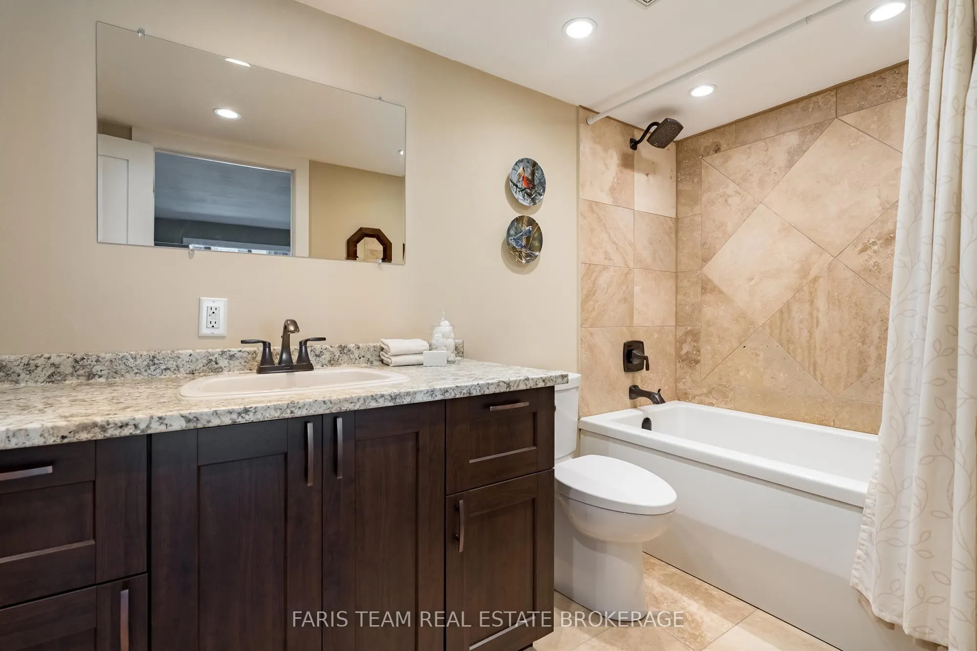 140 Dunlop Street E #508