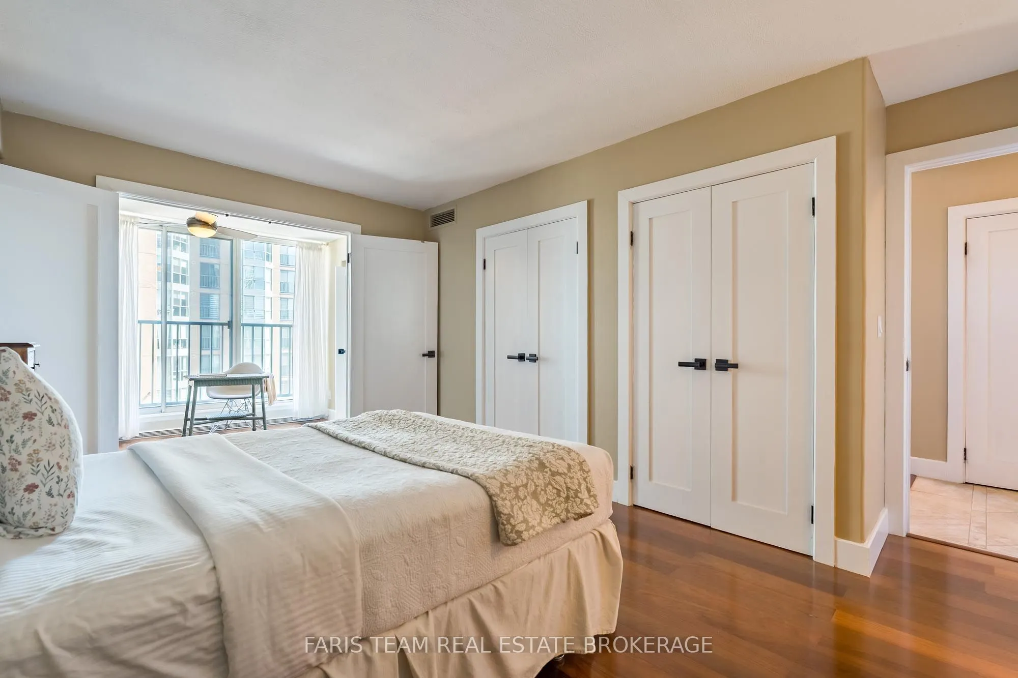 140 Dunlop Street E #508