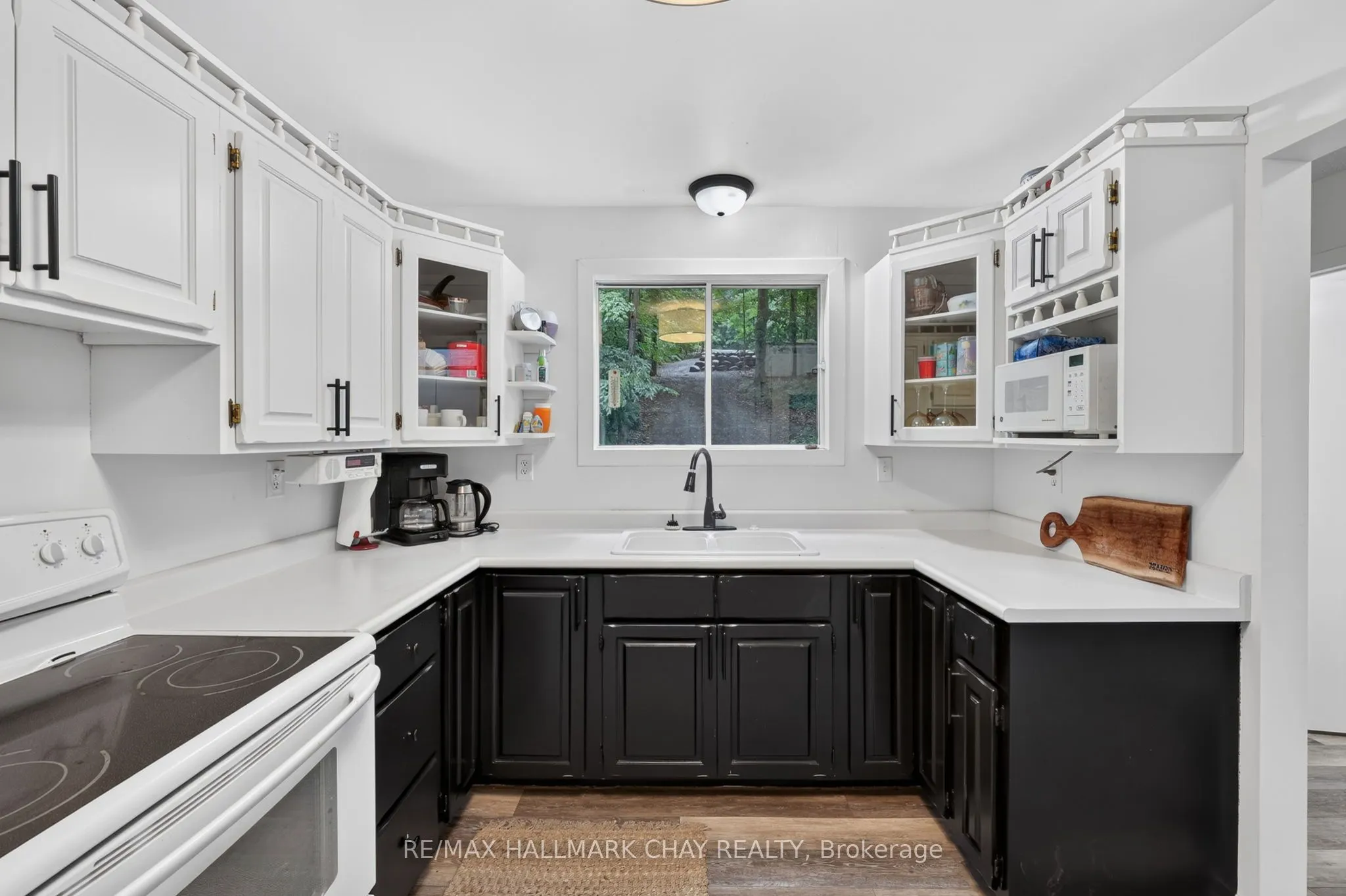 176 Farlain Lake Road E