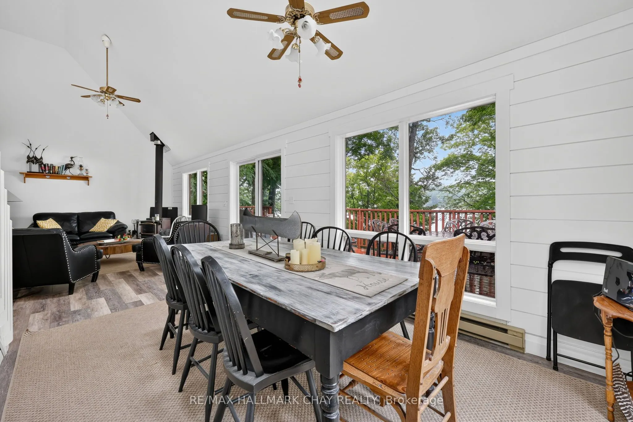 176 Farlain Lake Road E