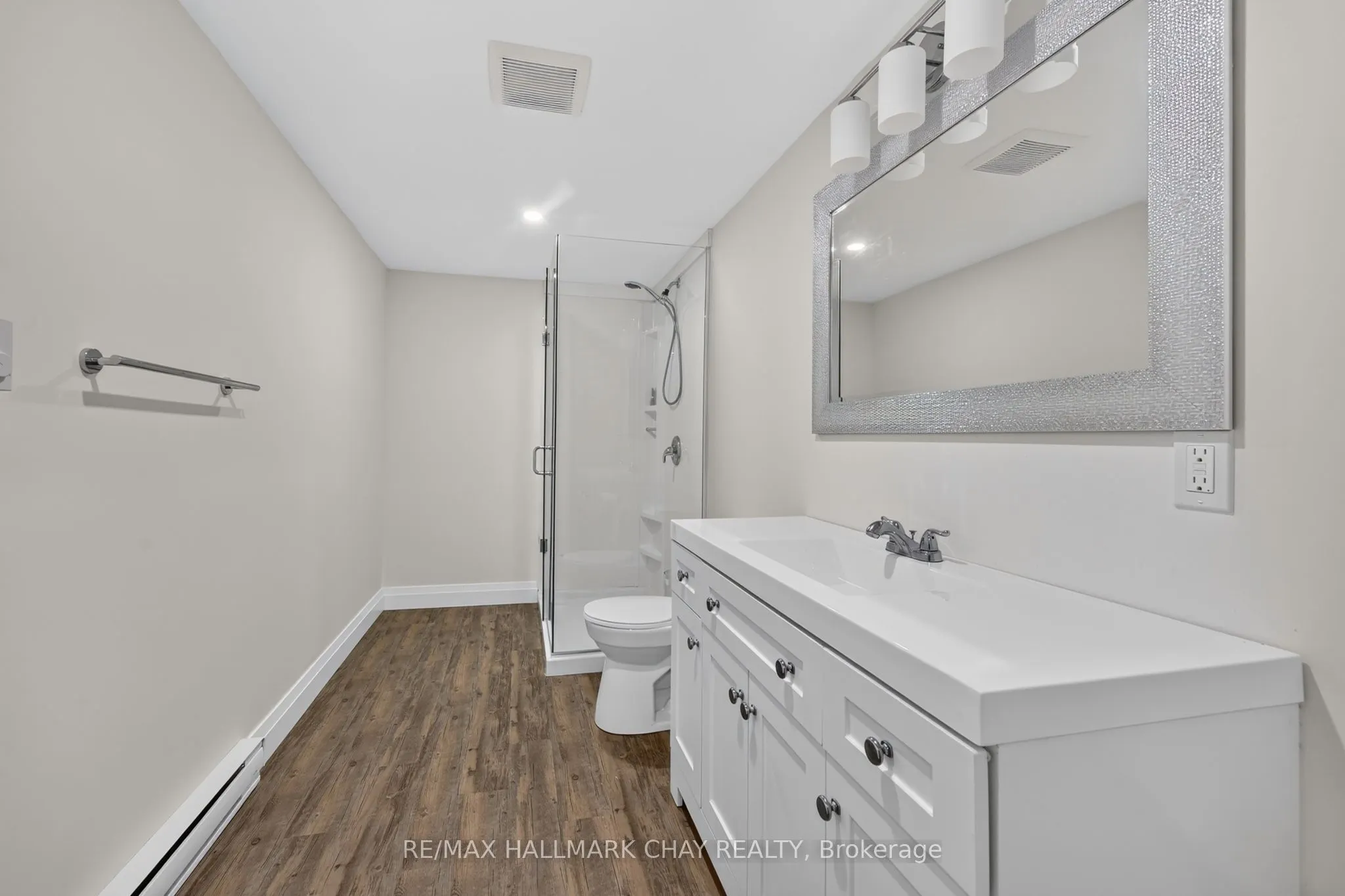 176 Farlain Lake Road E