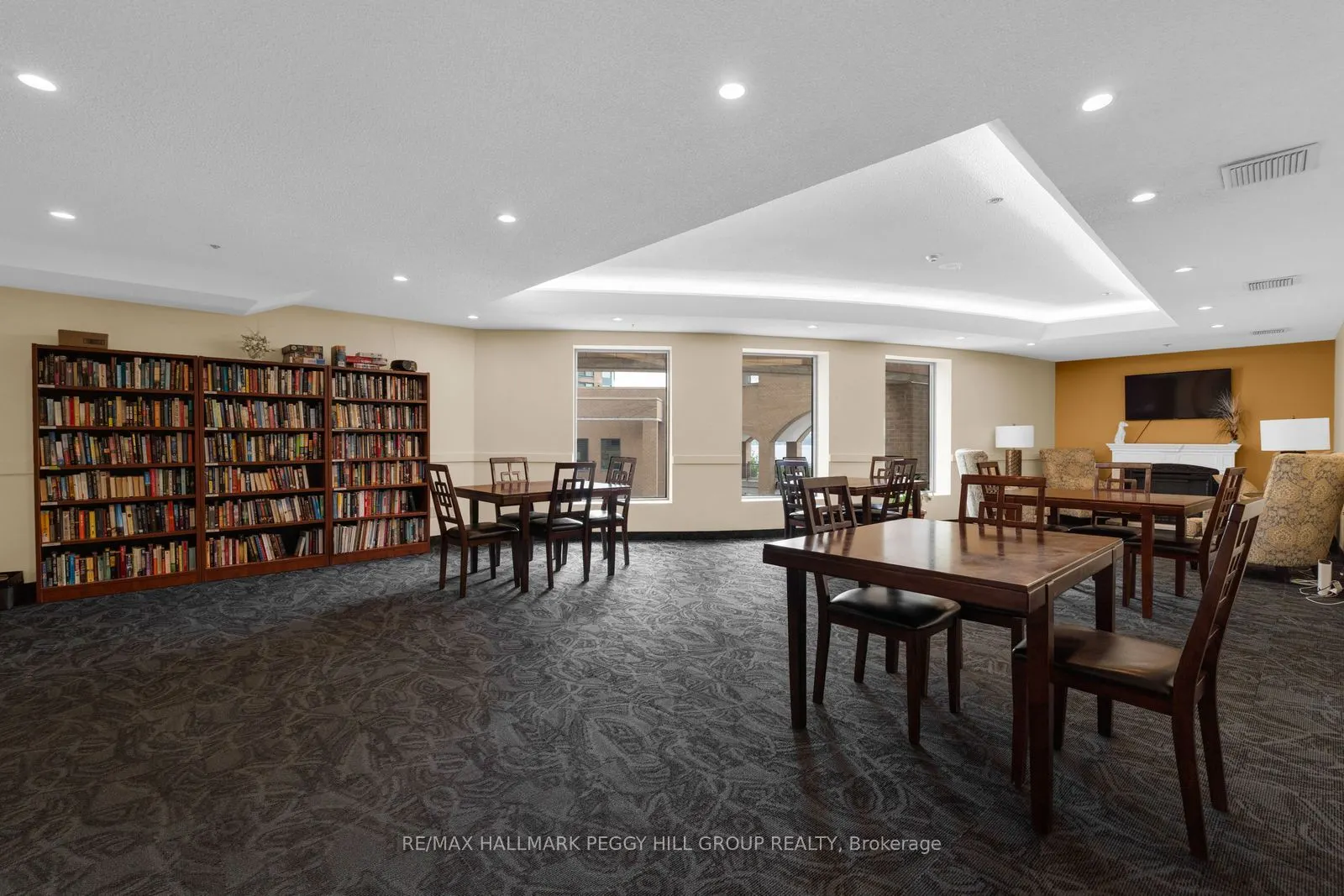 150 Dunlop Street E #904