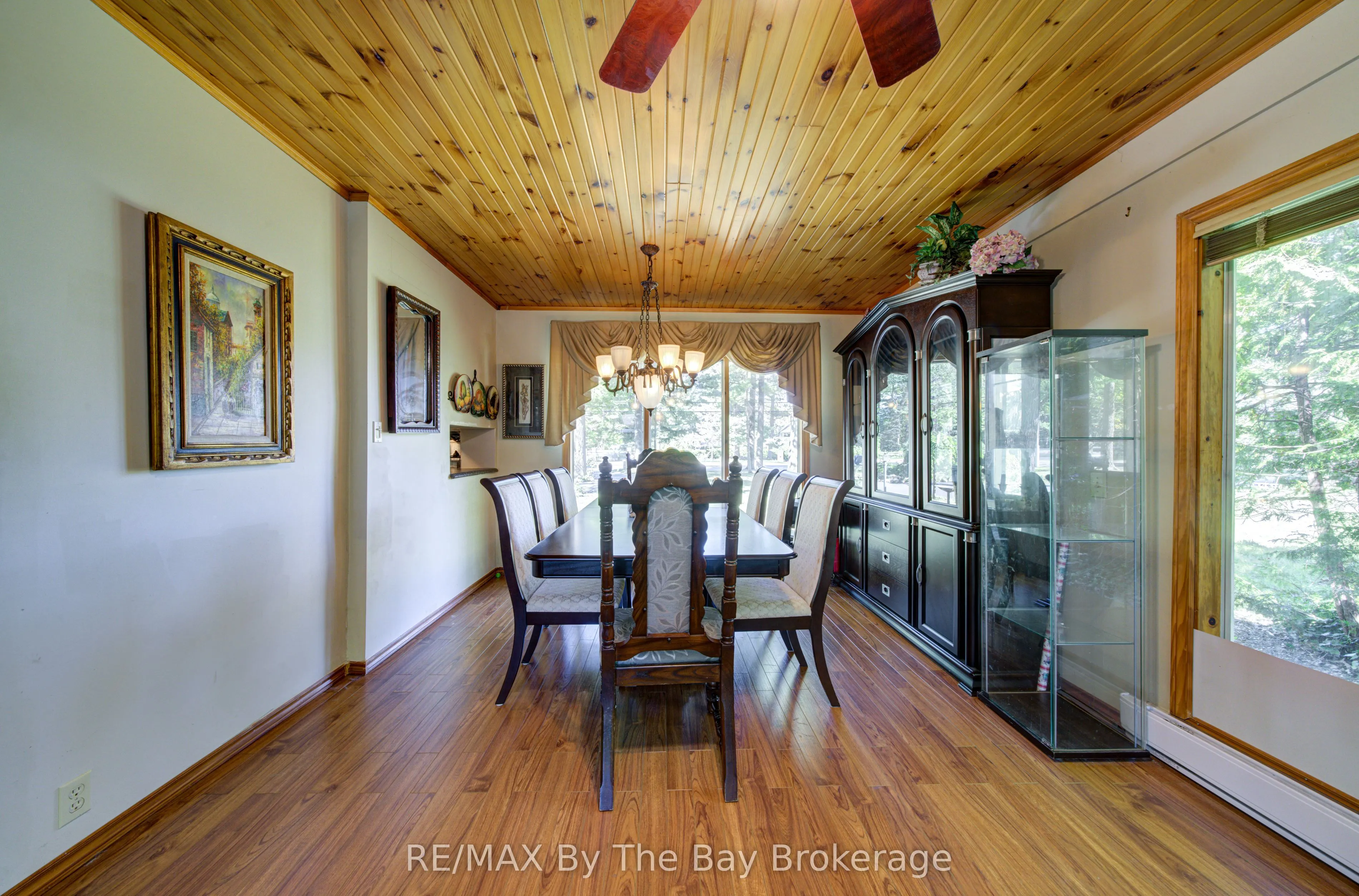 1693 River Road W