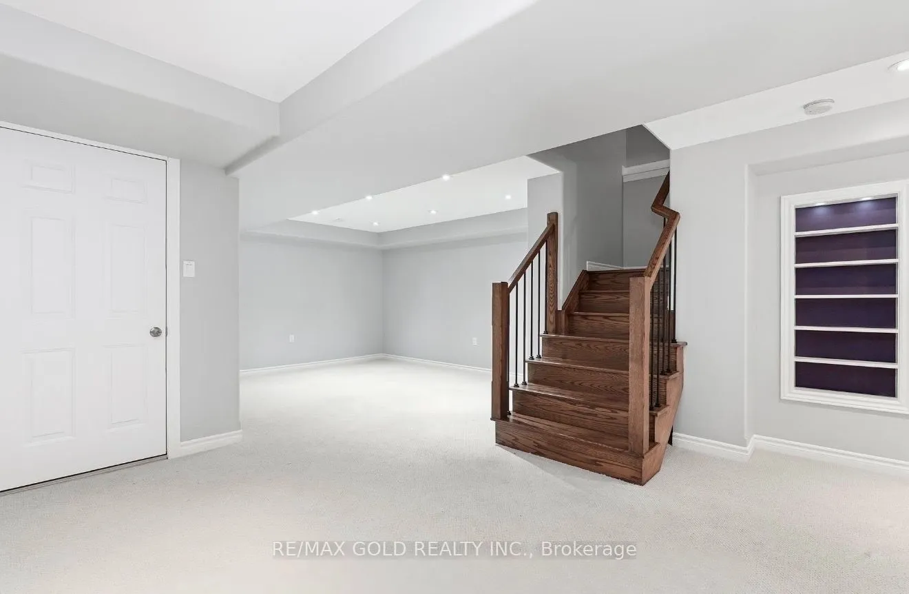 3 Prince William Way