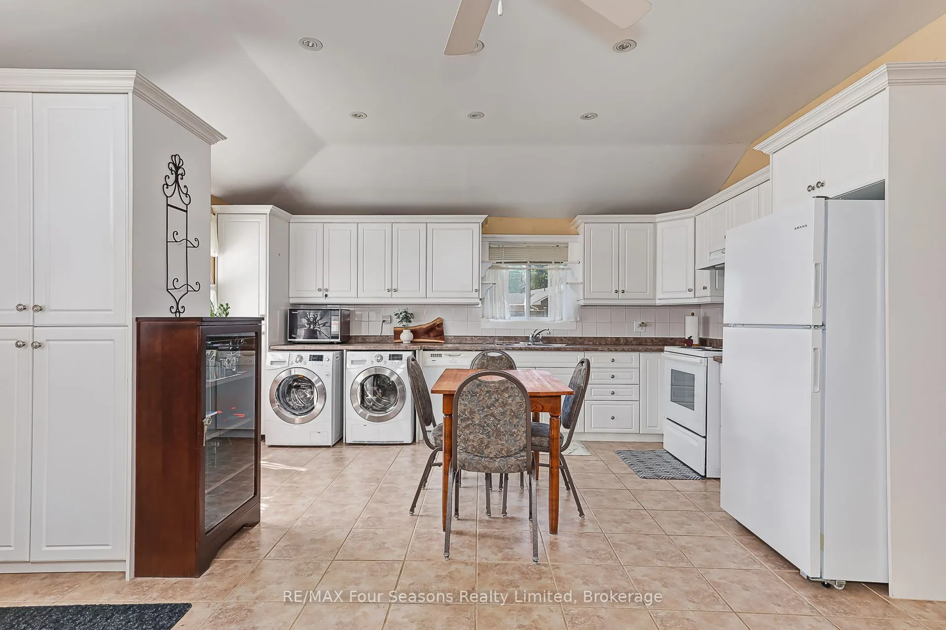 511 Oxbow Park Drive