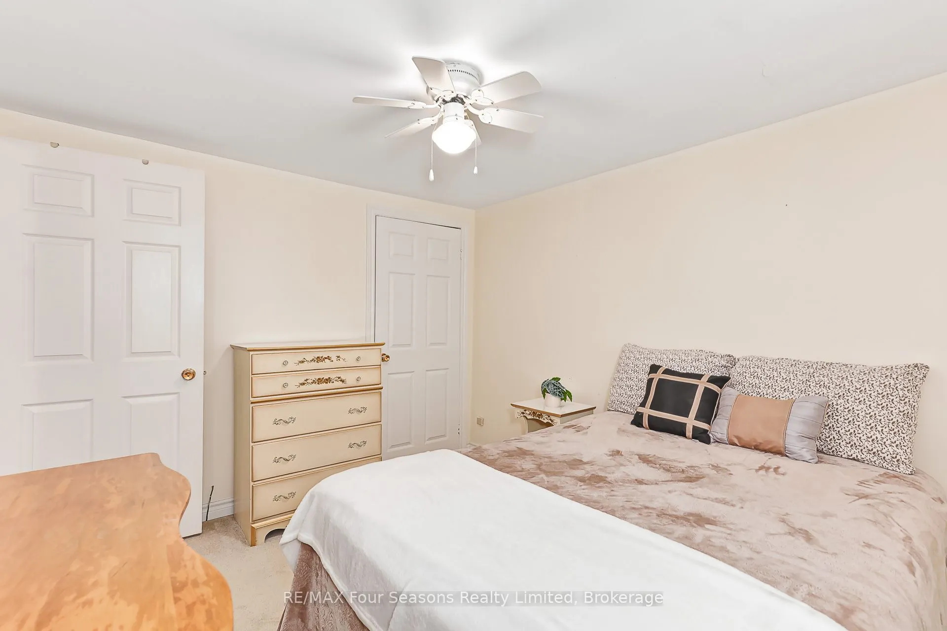 511 Oxbow Park Drive