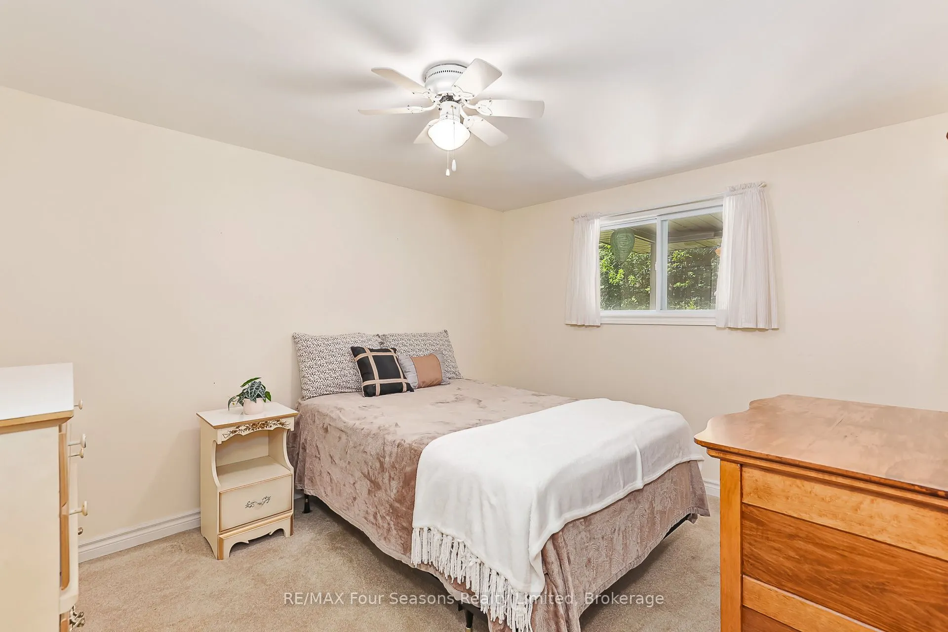 511 Oxbow Park Drive