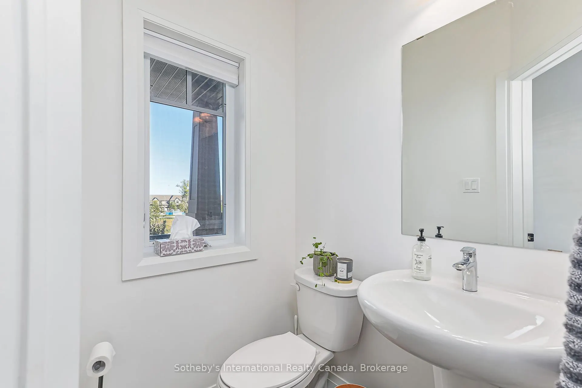 73 Archer Avenue