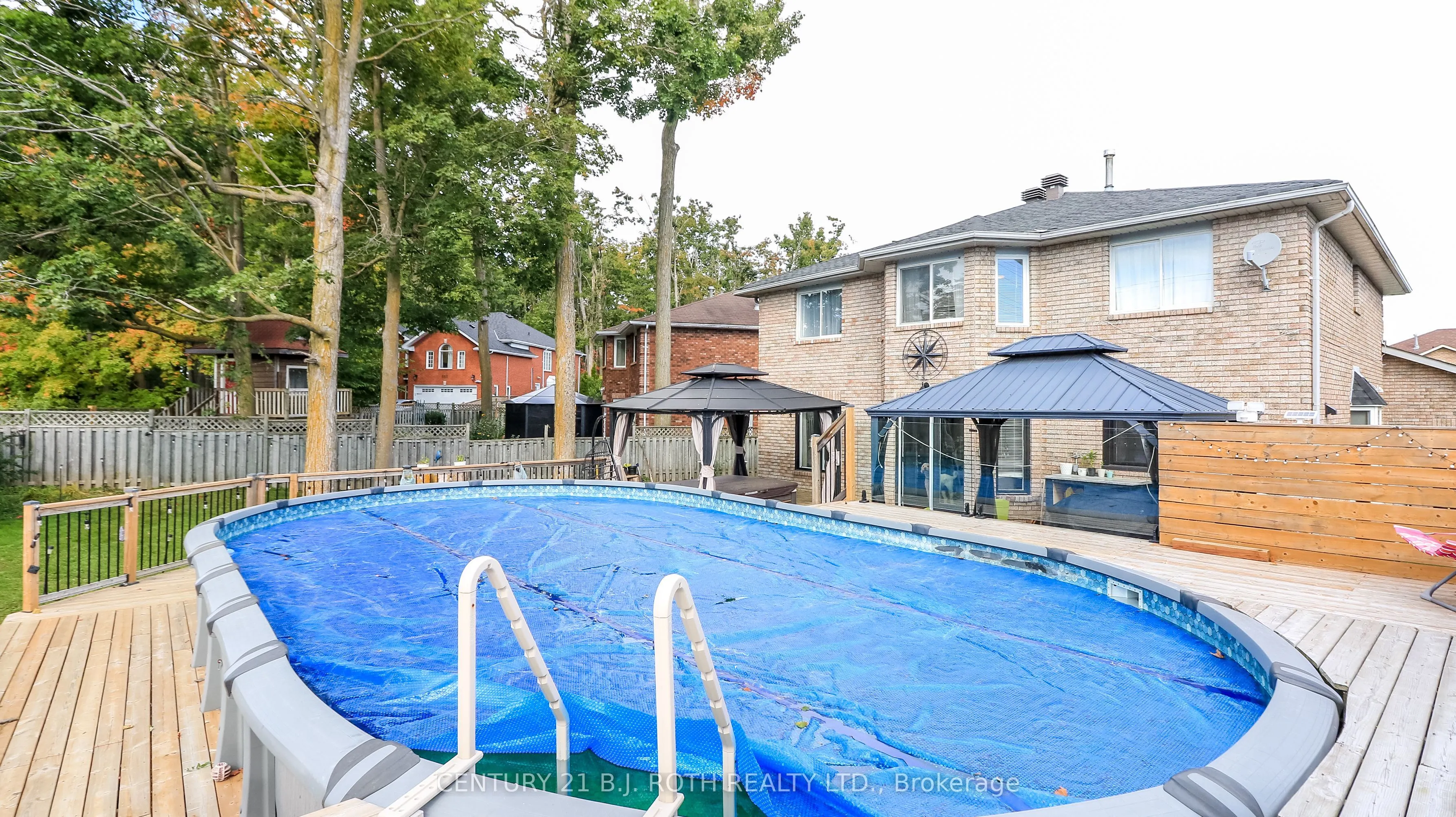 61 Barwick Drive W