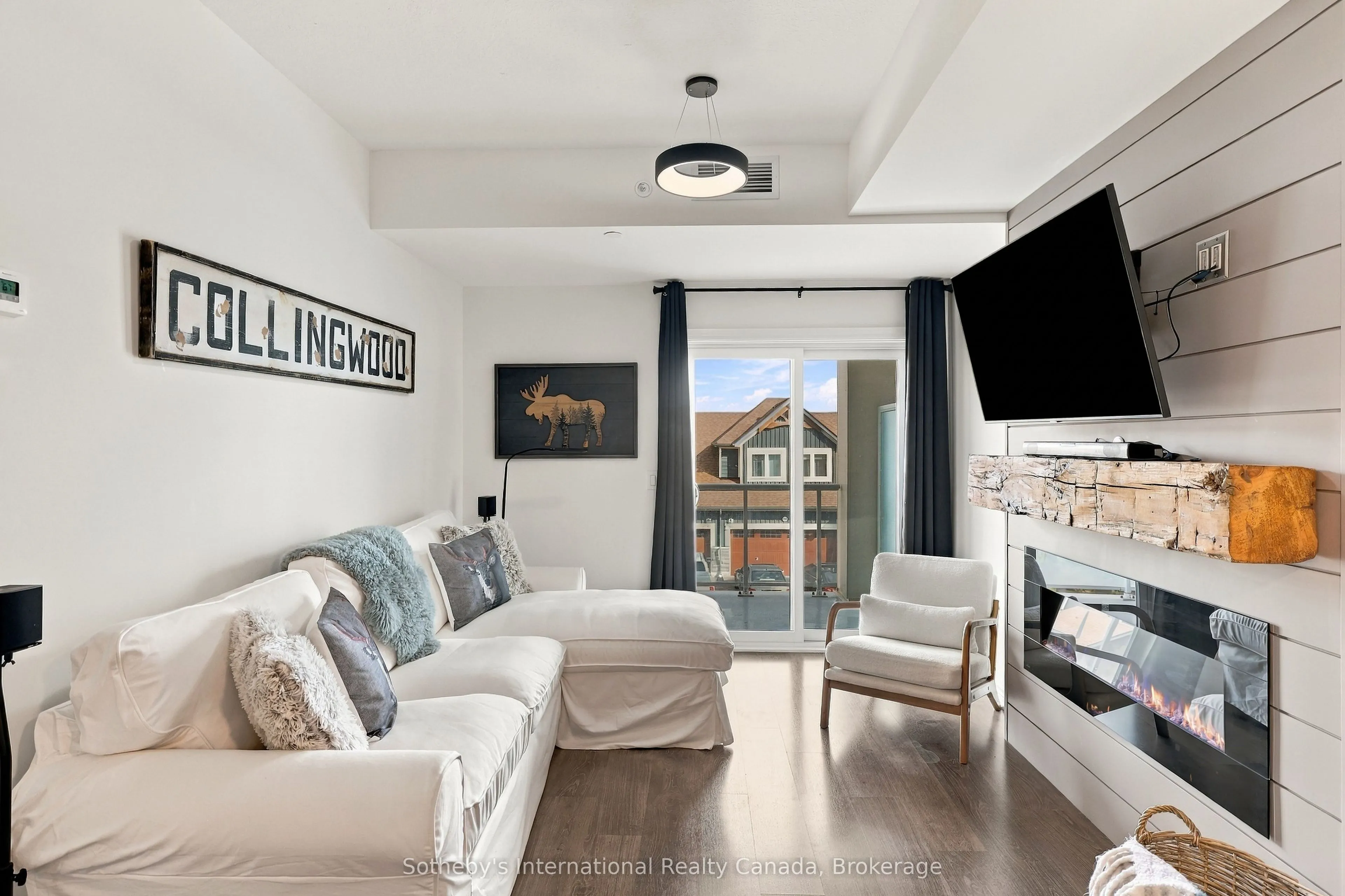 17 Spooner Crescent #206