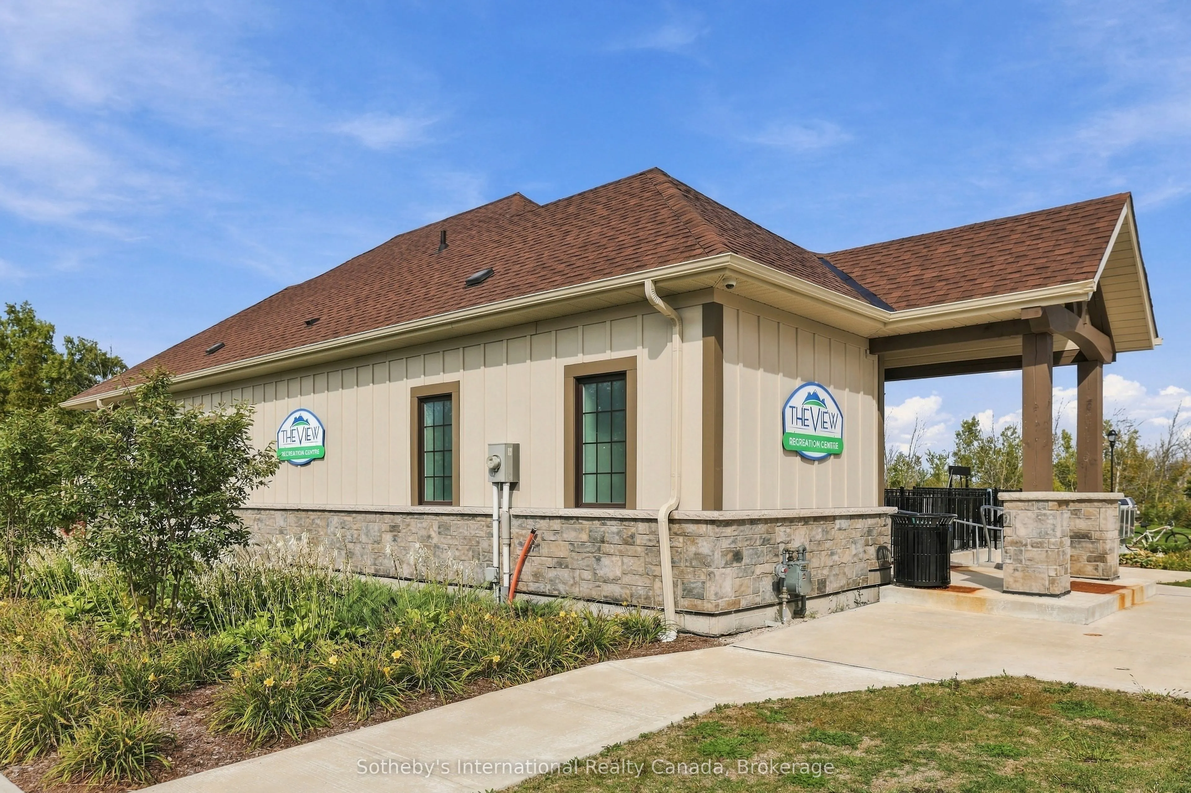 17 Spooner Crescent #206
