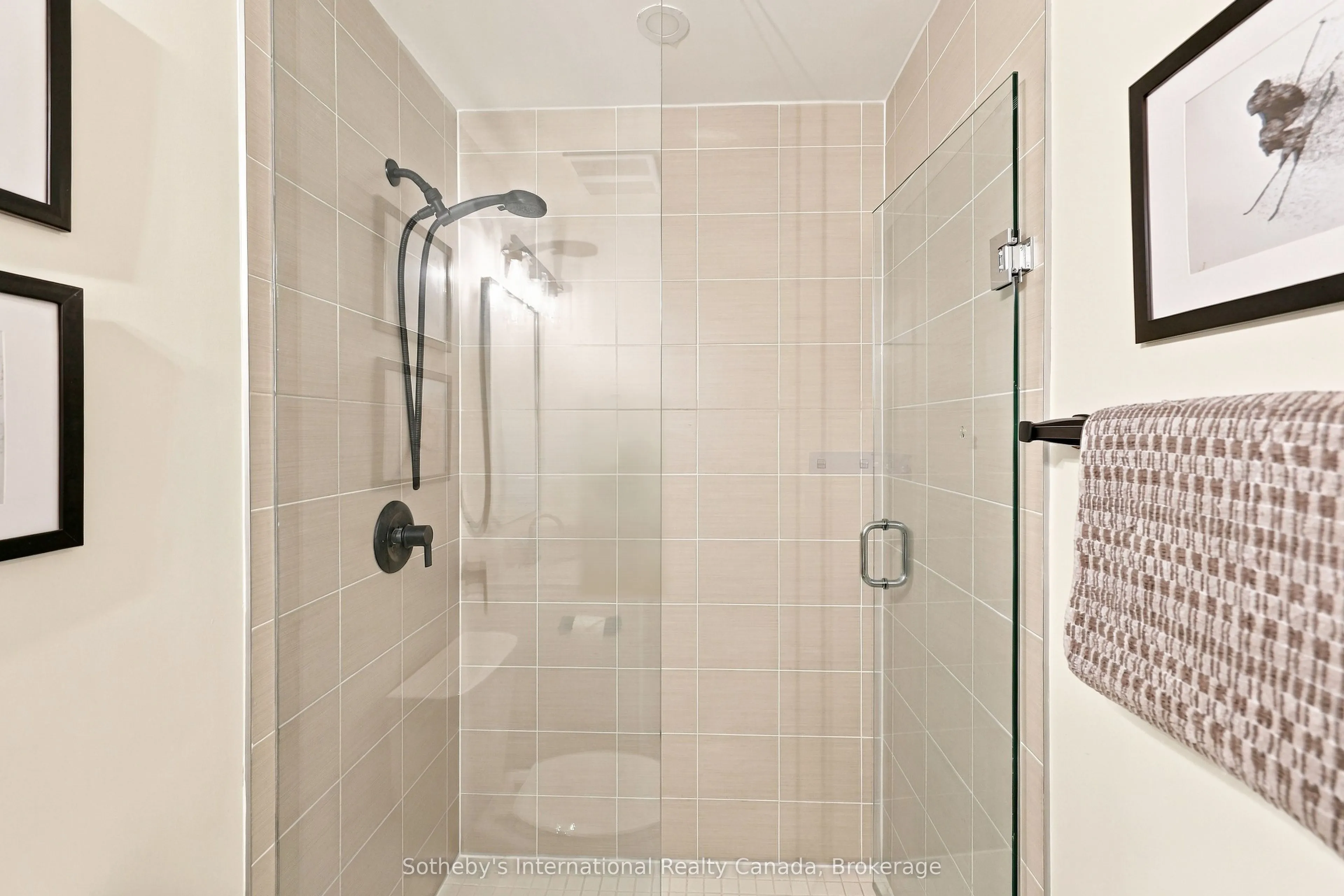 17 Spooner Crescent #206